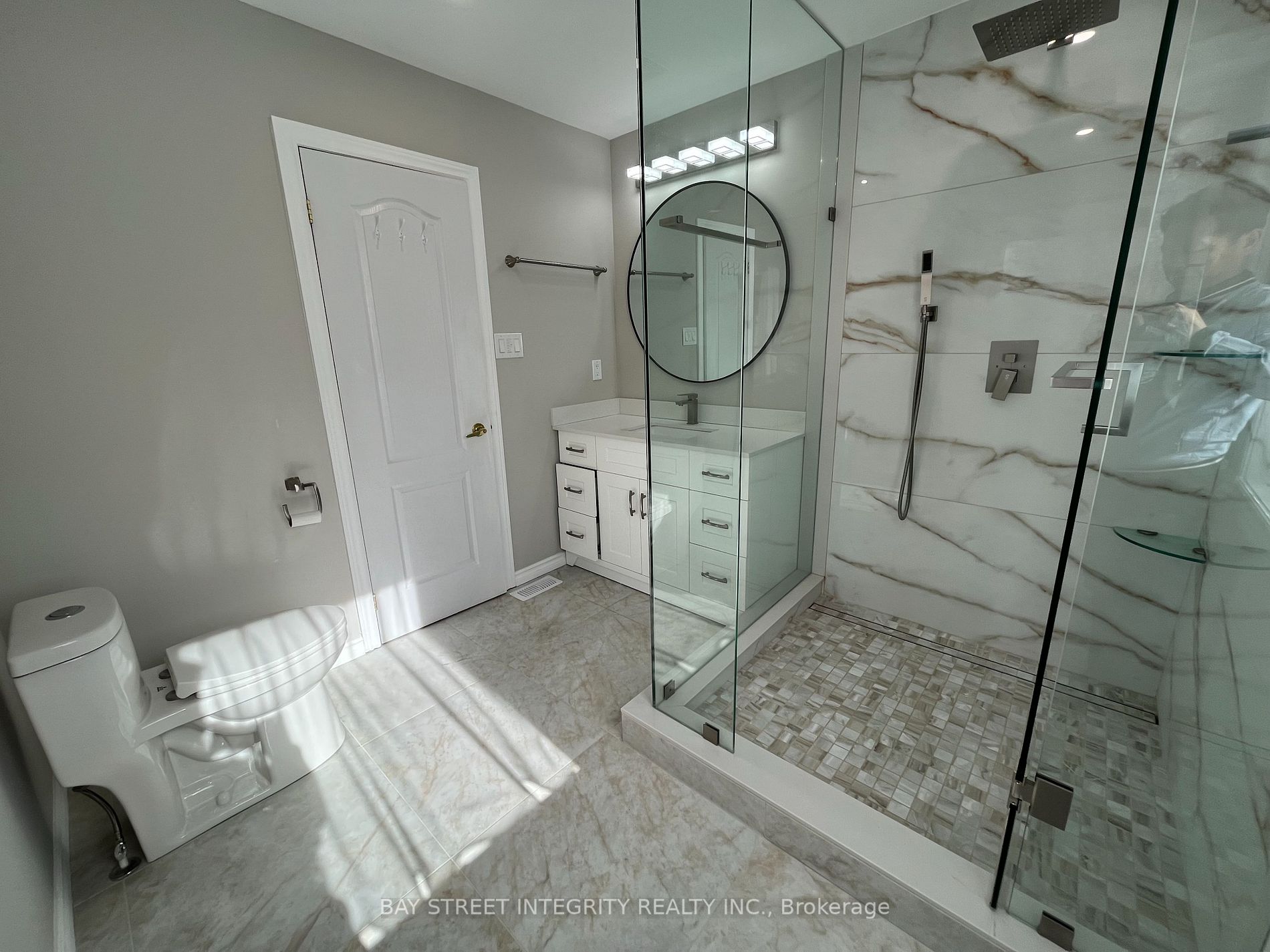 22 Gauguin Ave