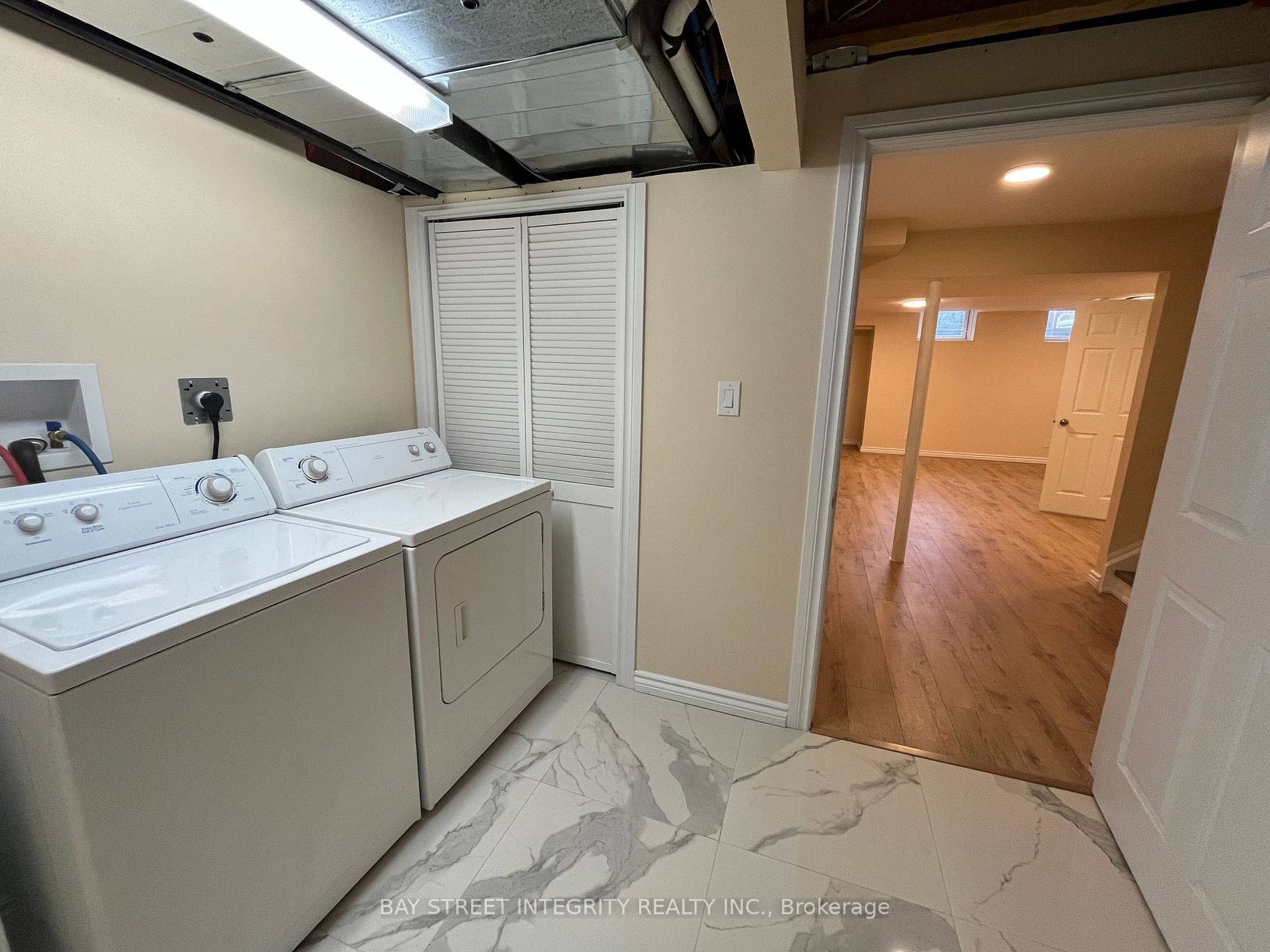 22 Gauguin Ave