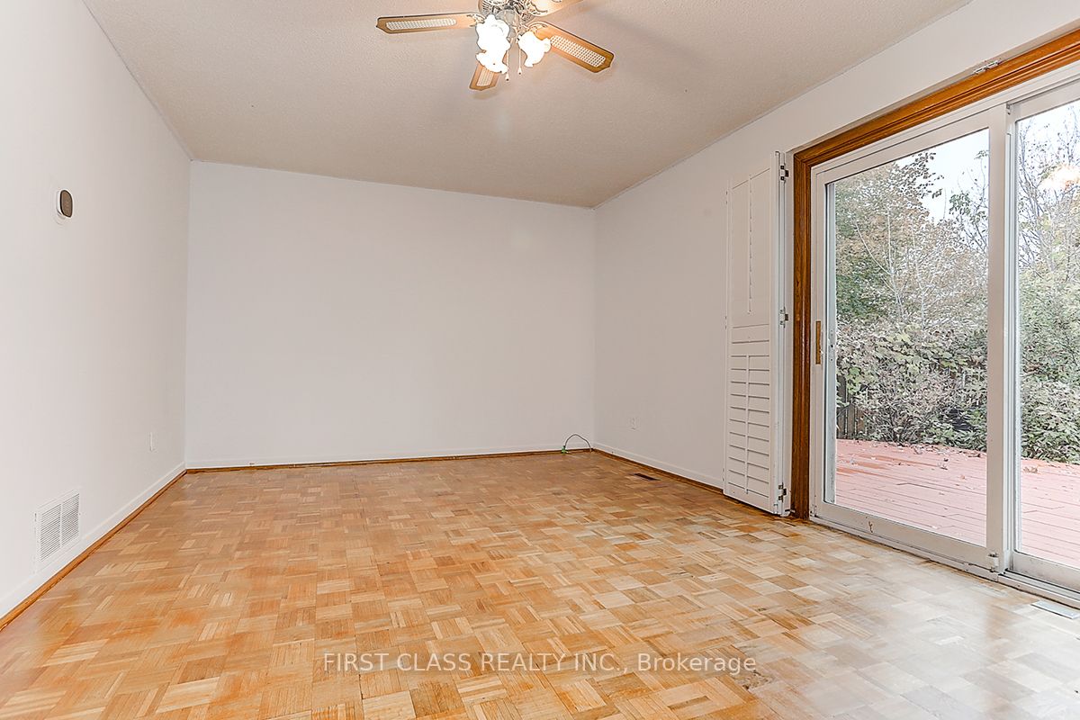 28 Merrylynn Drive