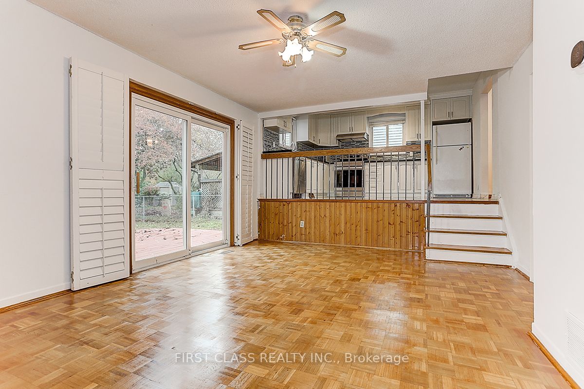 28 Merrylynn Drive