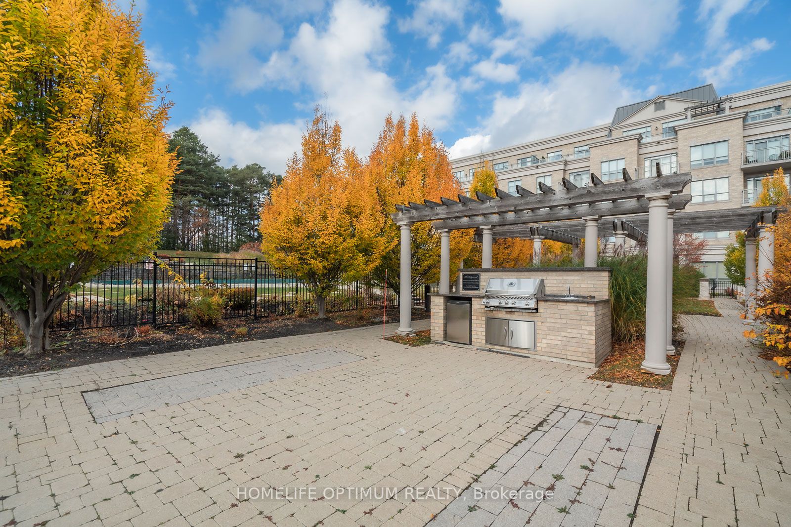 180 John West Way, #324
