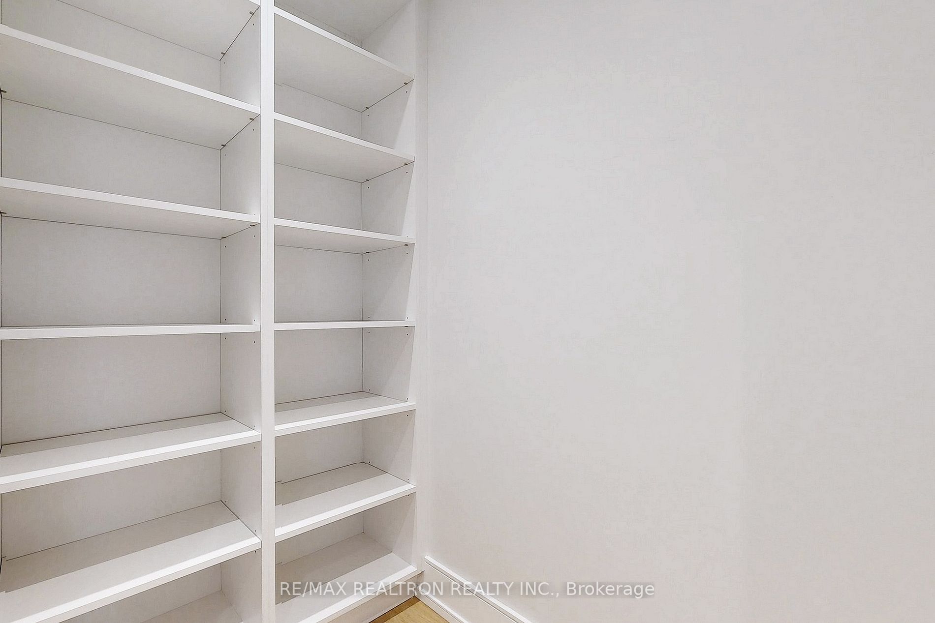 120 PROMENADE Circle, #609