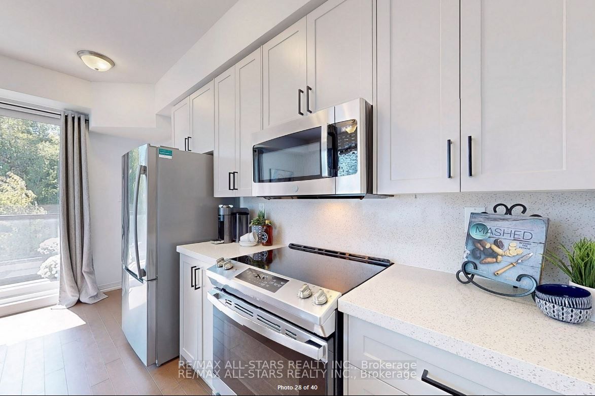 164 Cemetery Rd, #201