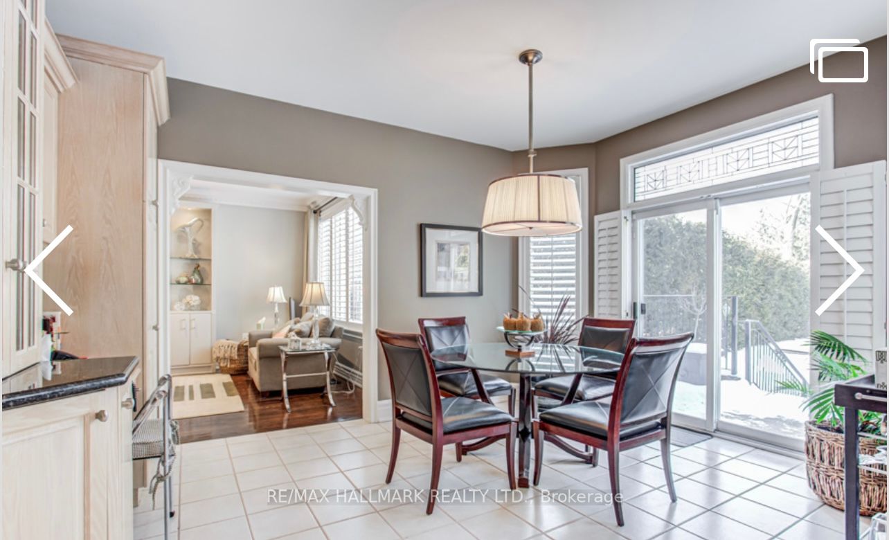 384 Kennedy Street W