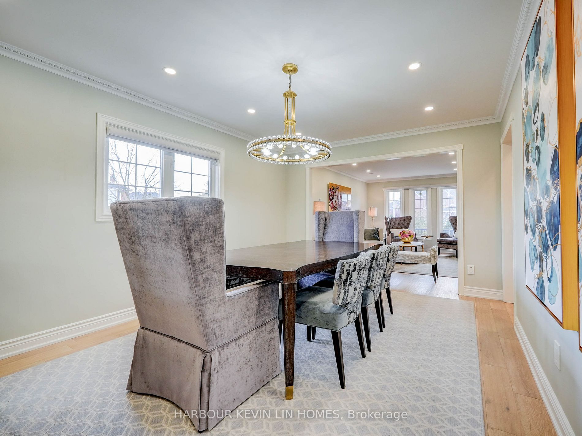 1 Strathearn Ave