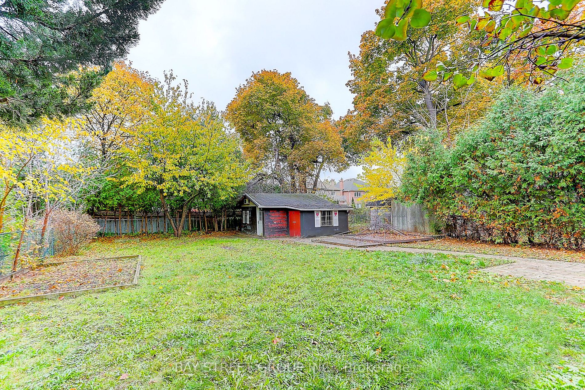 275 Elgin Mills Road W