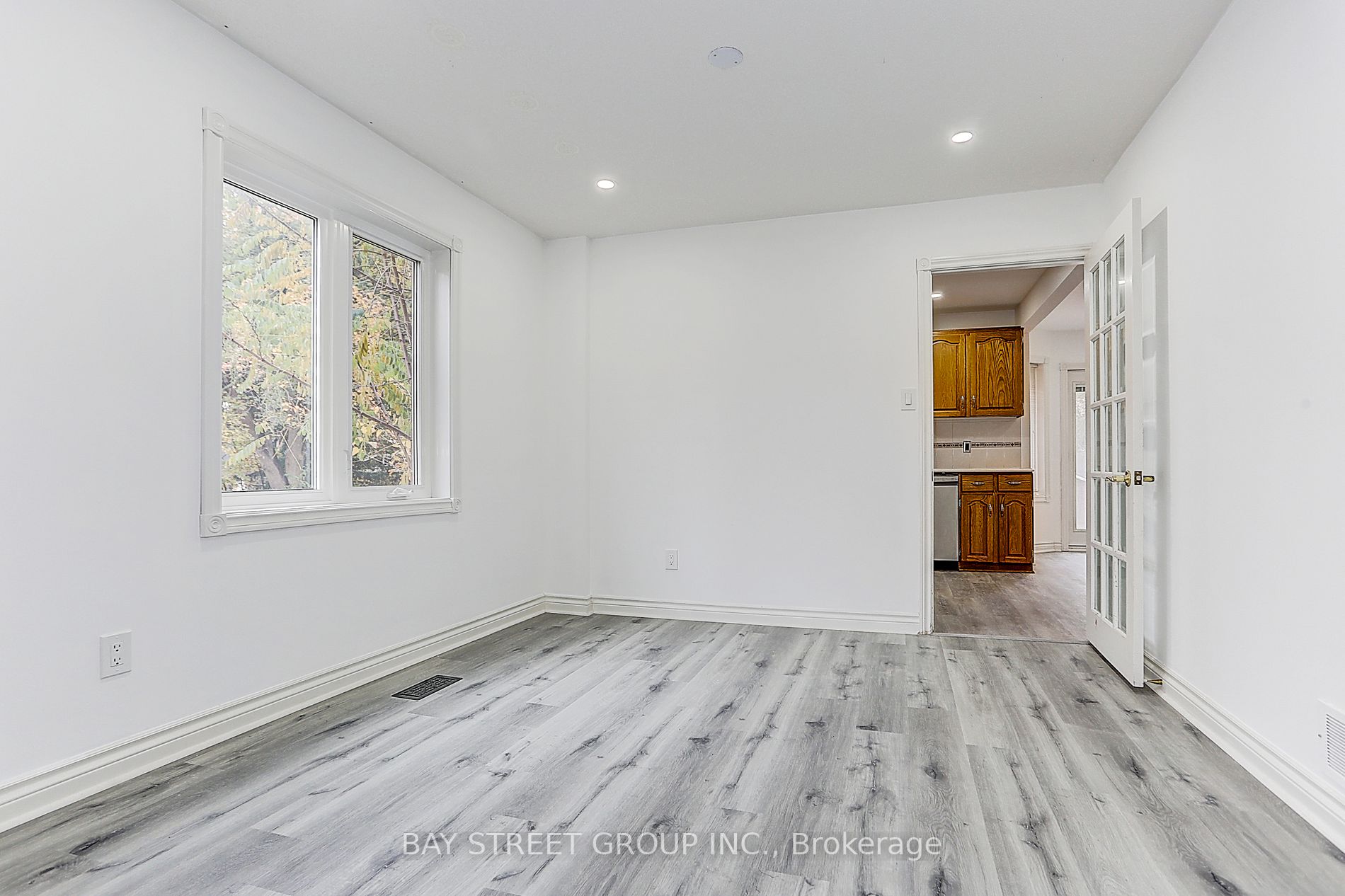 275 Elgin Mills Road W
