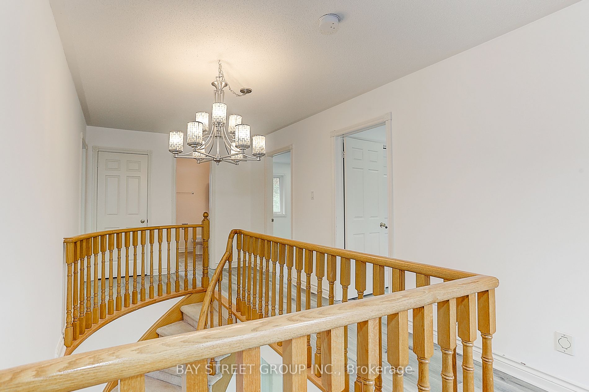 275 Elgin Mills Road W