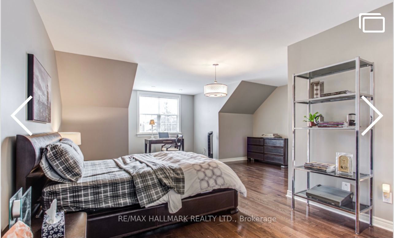 384 Kennedy St W