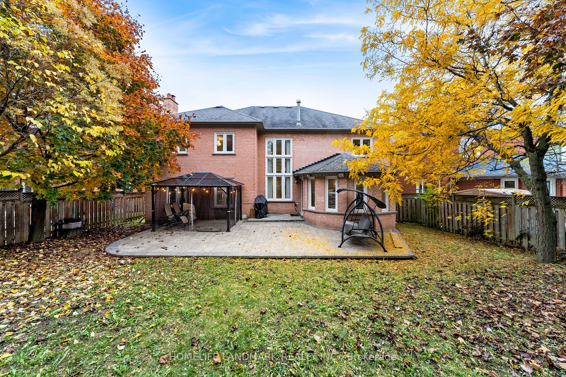 34 Woodstone Avenue