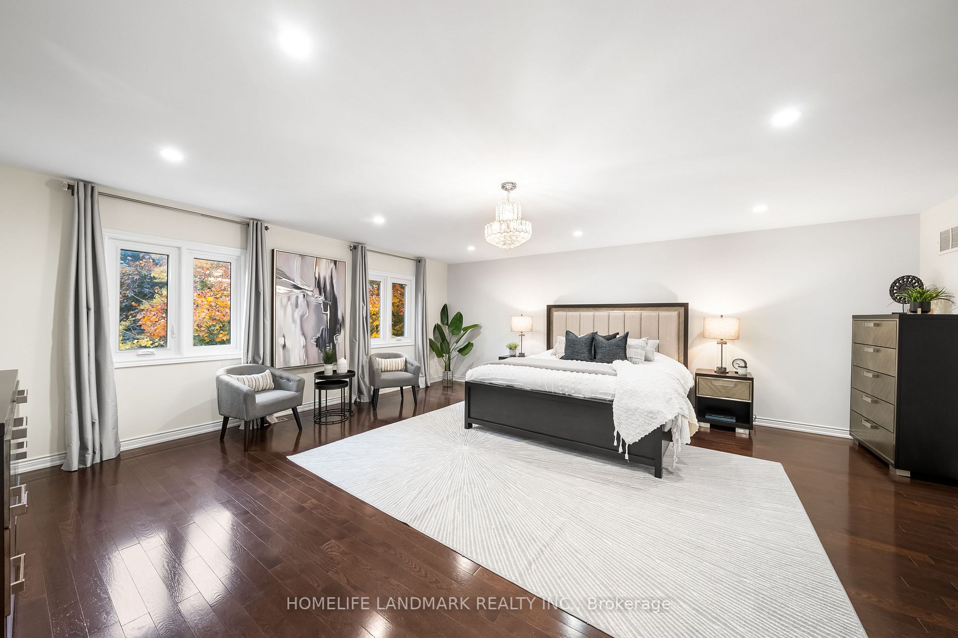 34 Woodstone Avenue