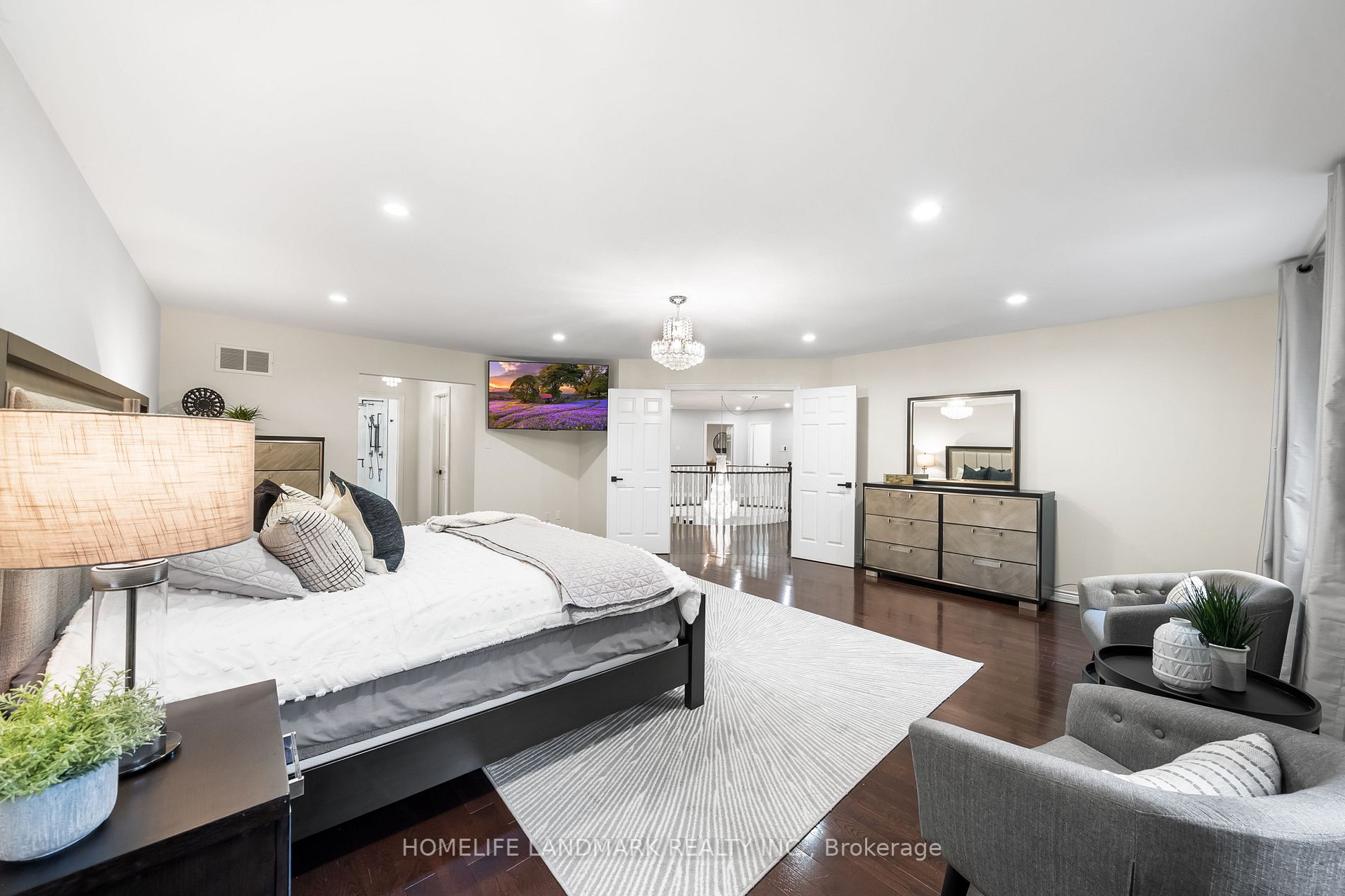 34 Woodstone Avenue