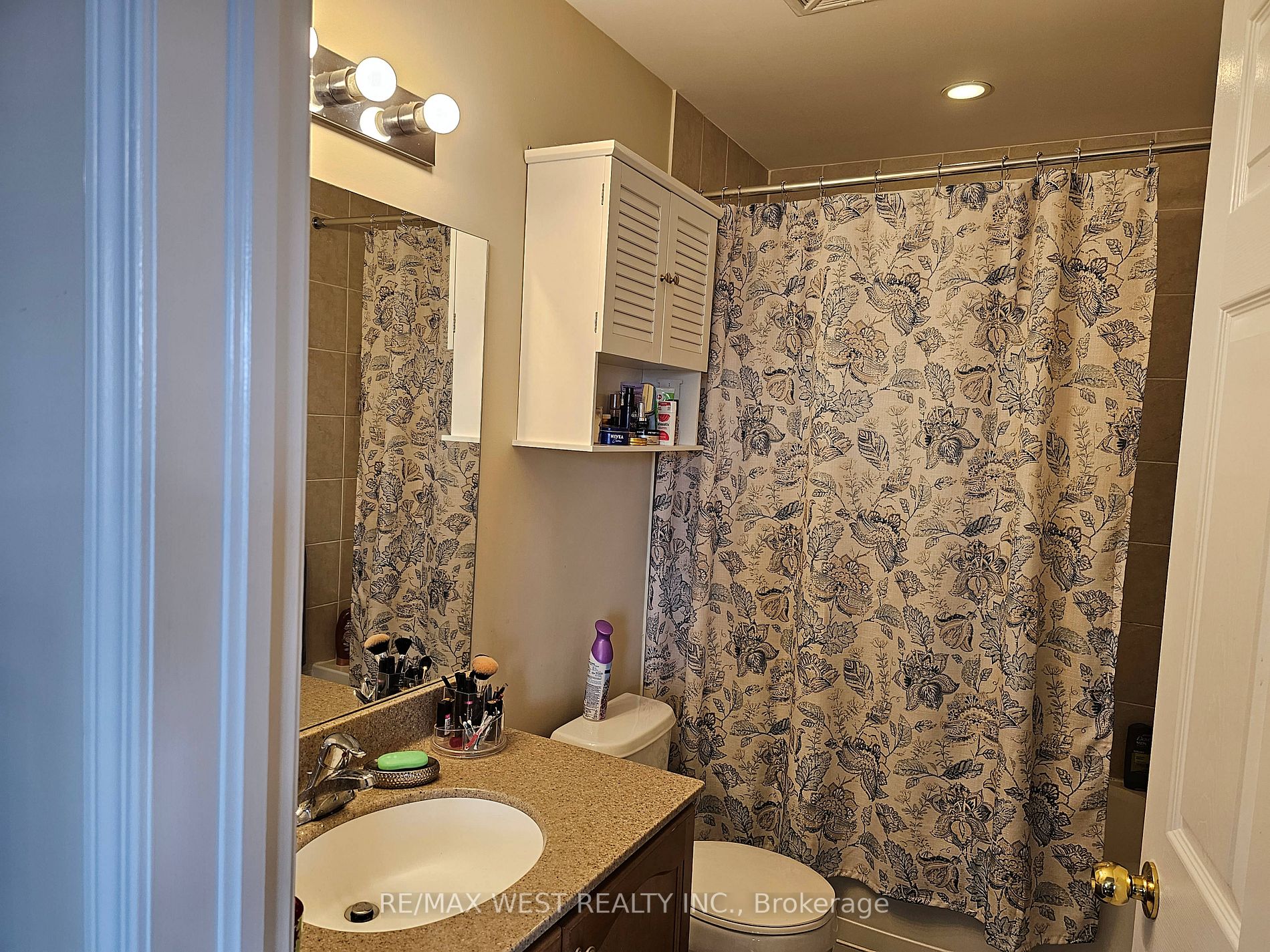 8 Maison Parc Crt, #507