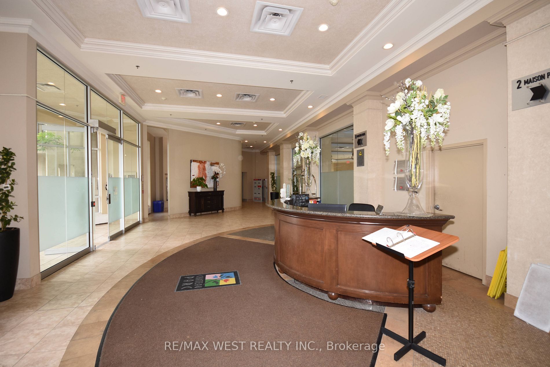 8 Maison Parc Crt, #507
