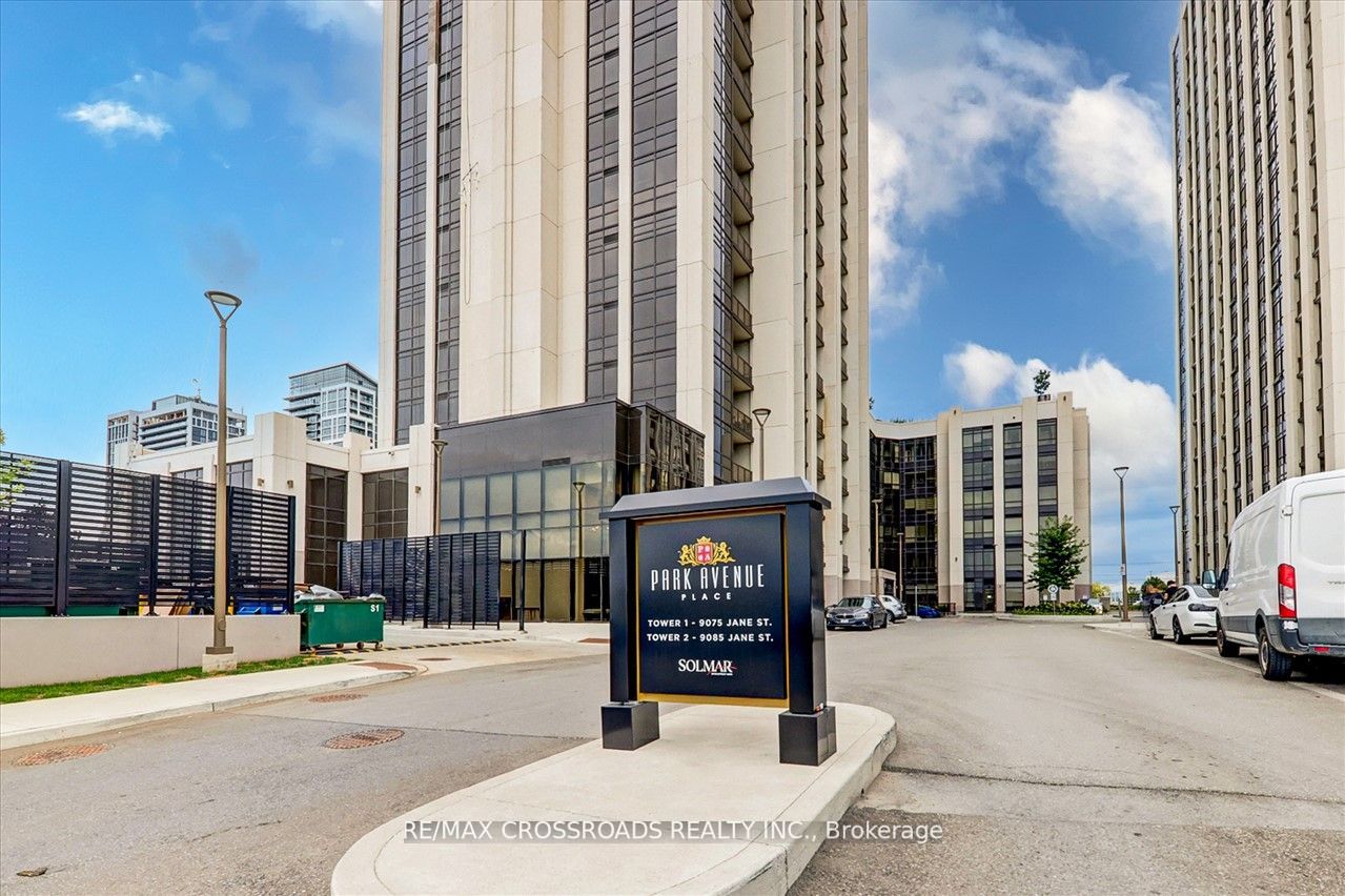 9075 Jane St, #114