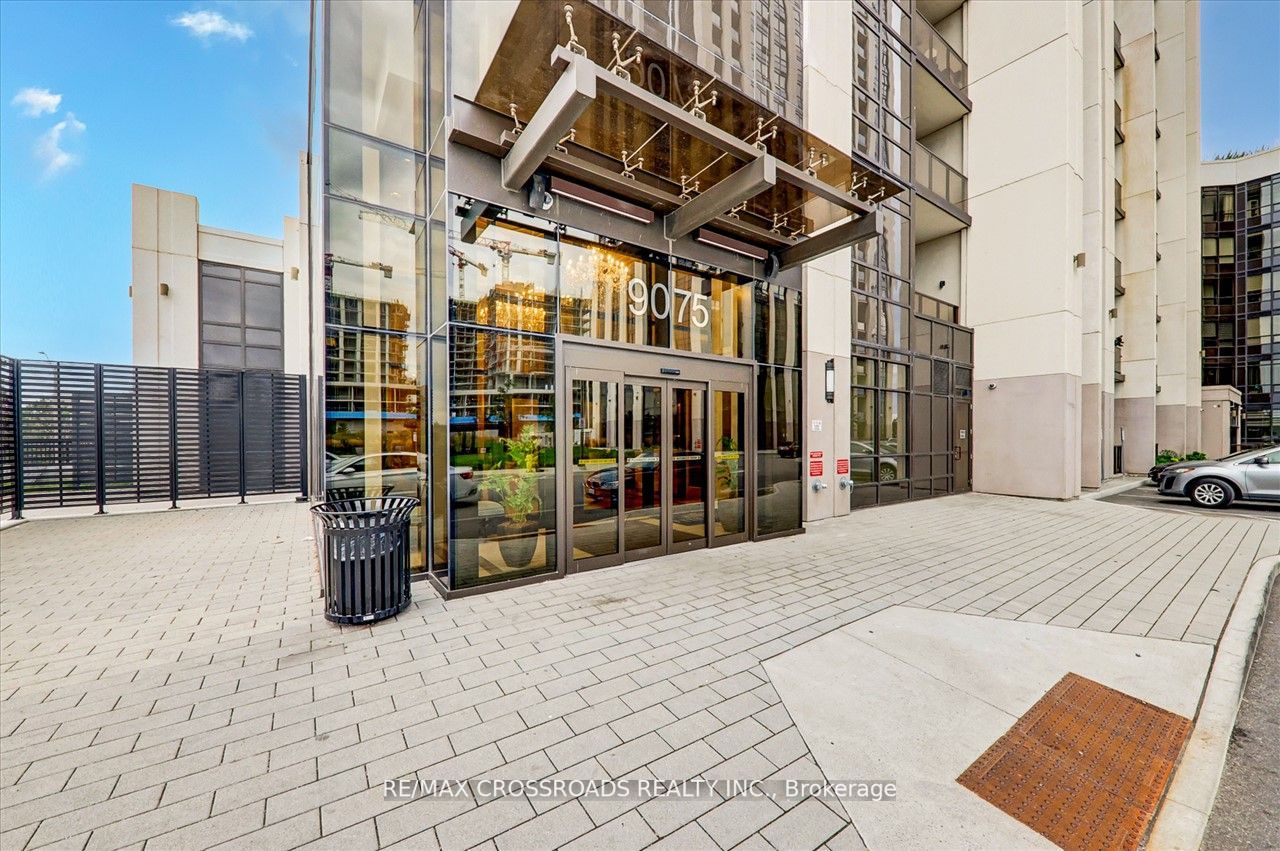 9075 Jane St, #114