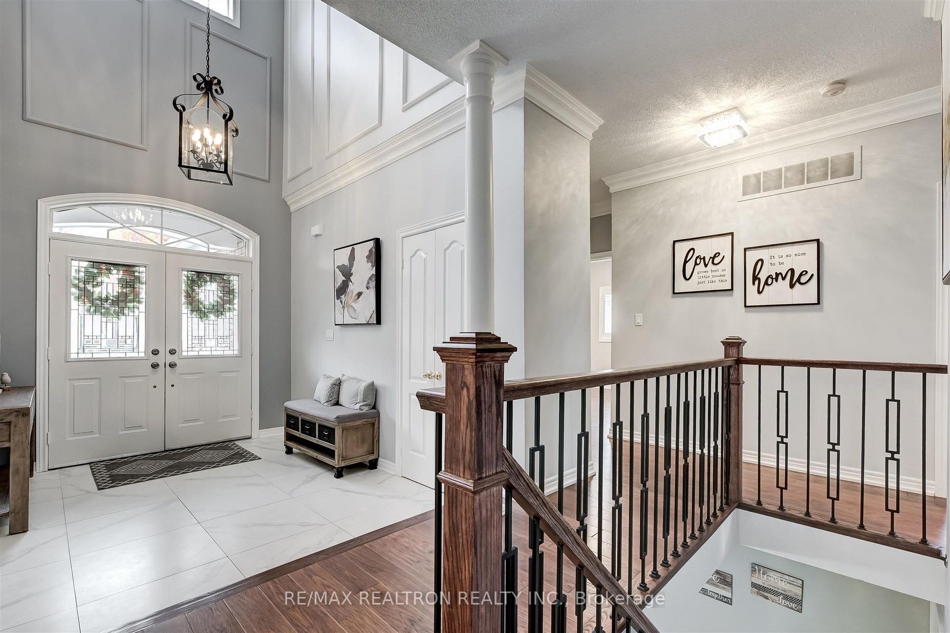 1059 Broughton Lane