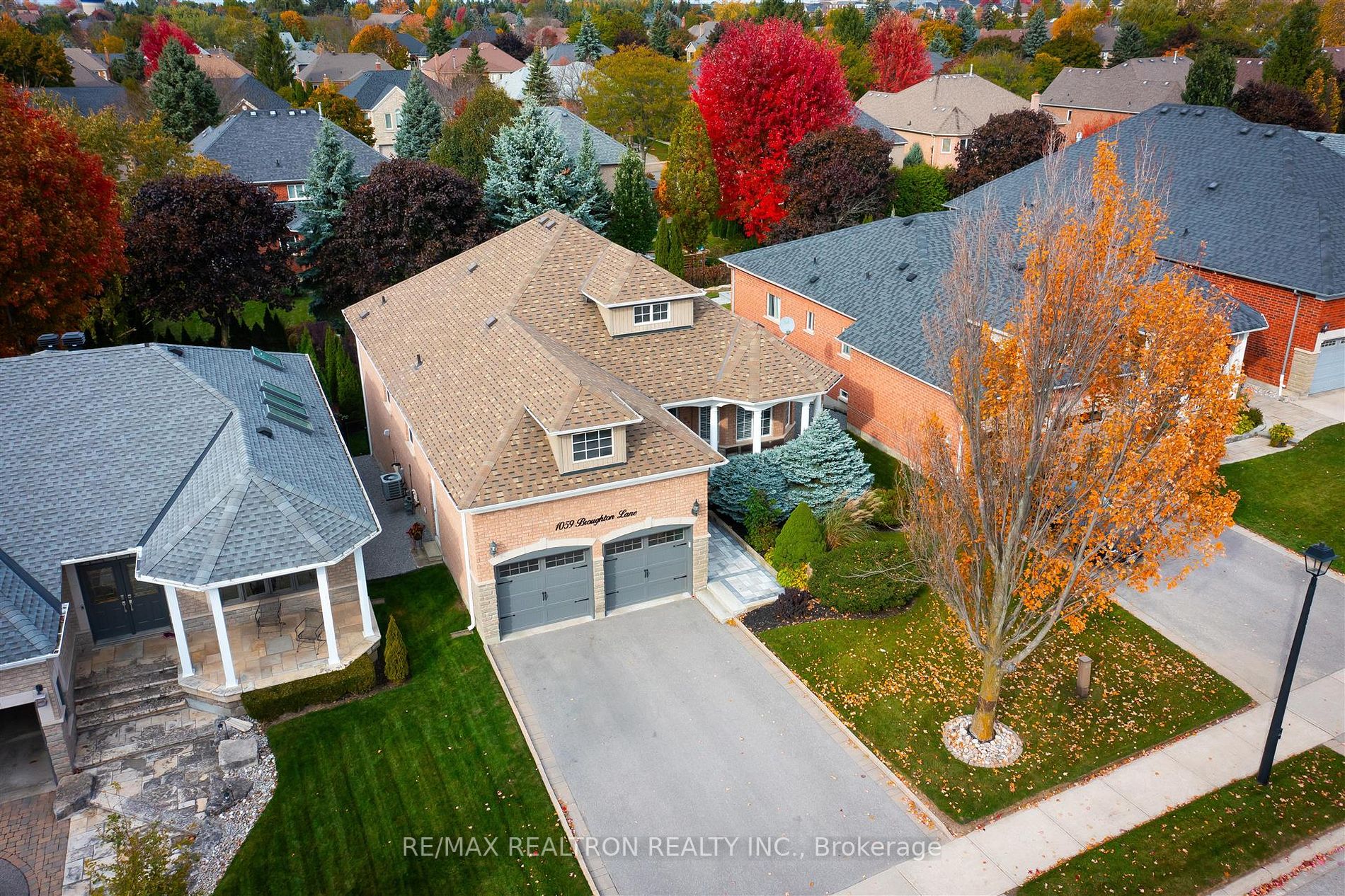 1059 Broughton Lane