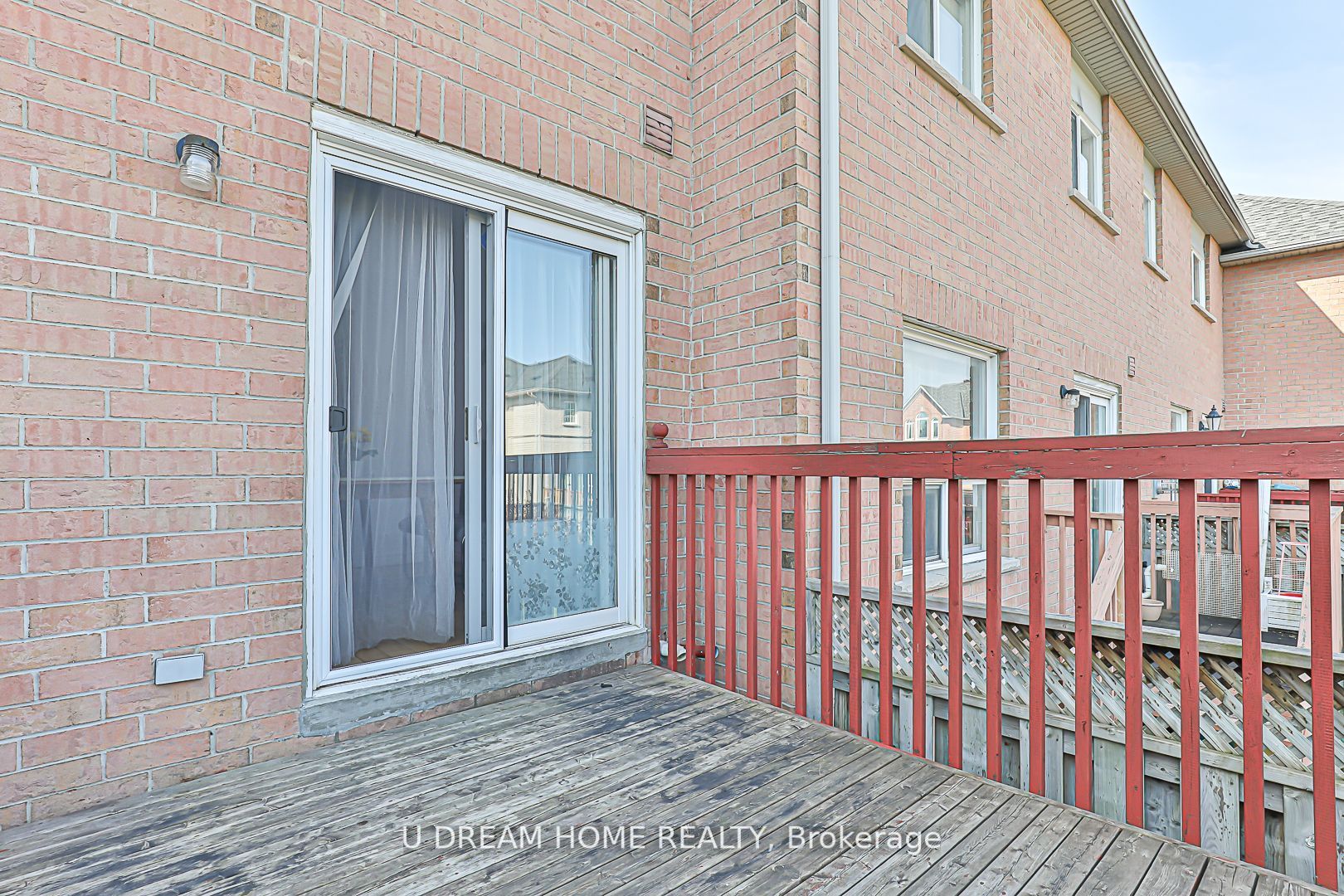8 Kingsley Rd