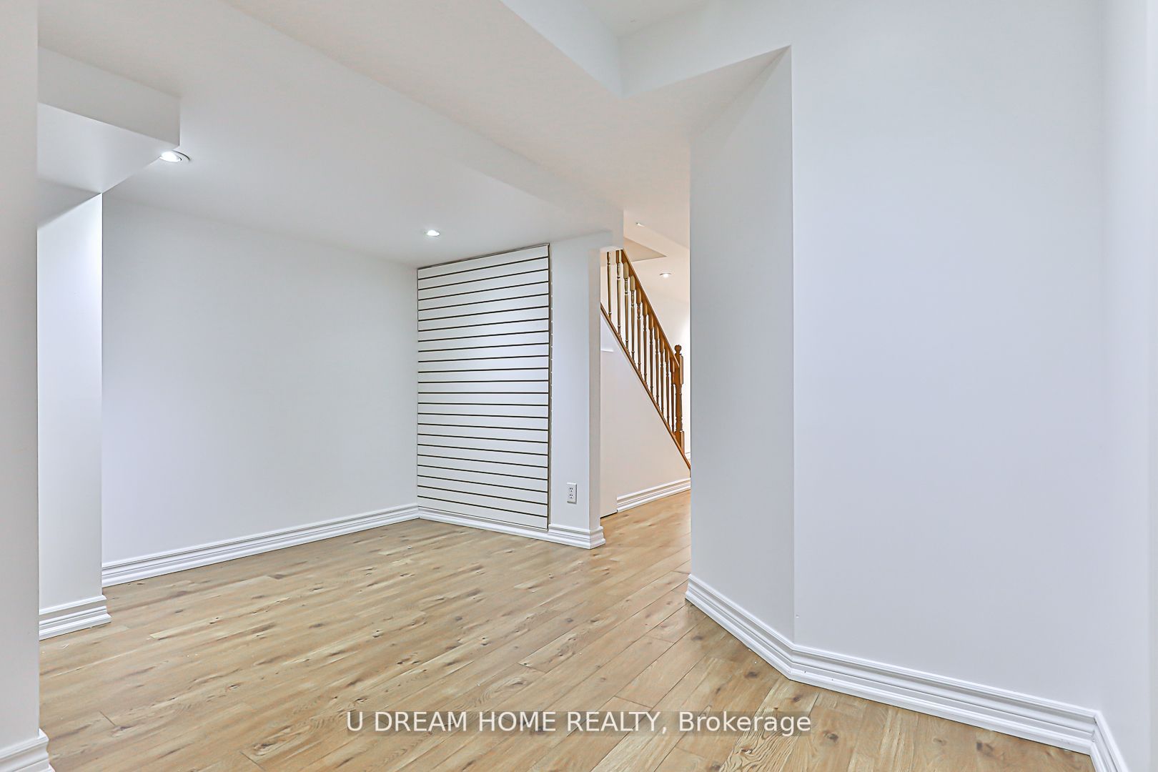 8 Kingsley Rd