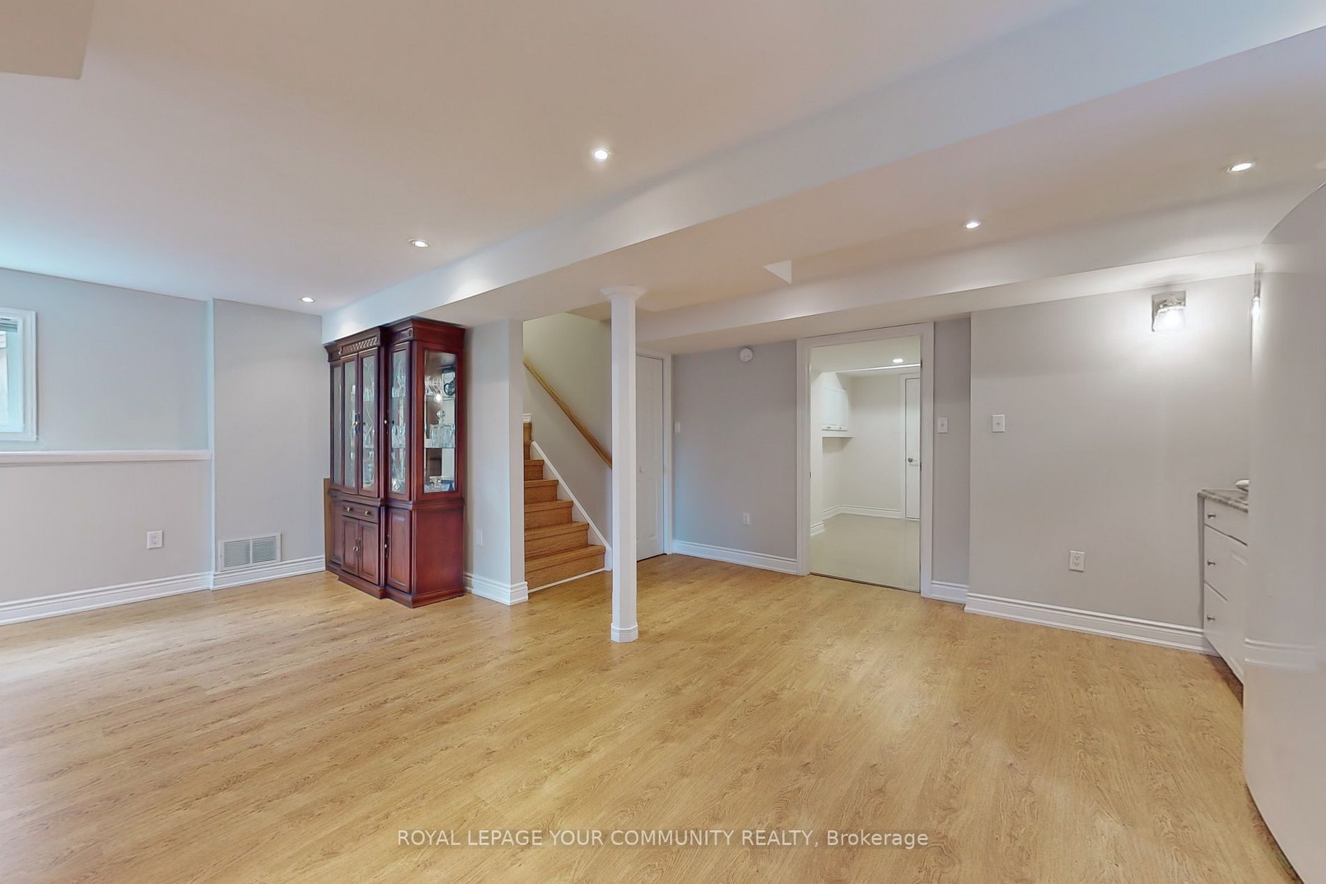23 Bache Ave