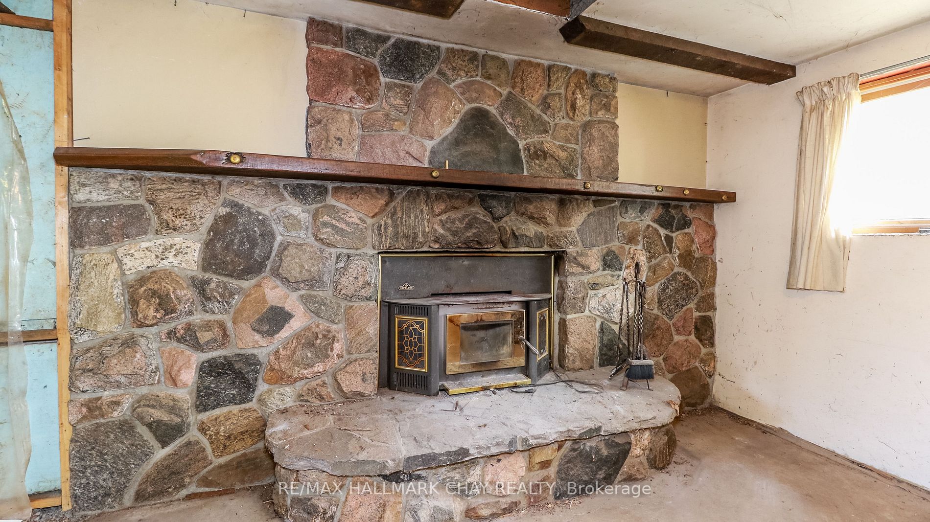 3866 Dixon Rd