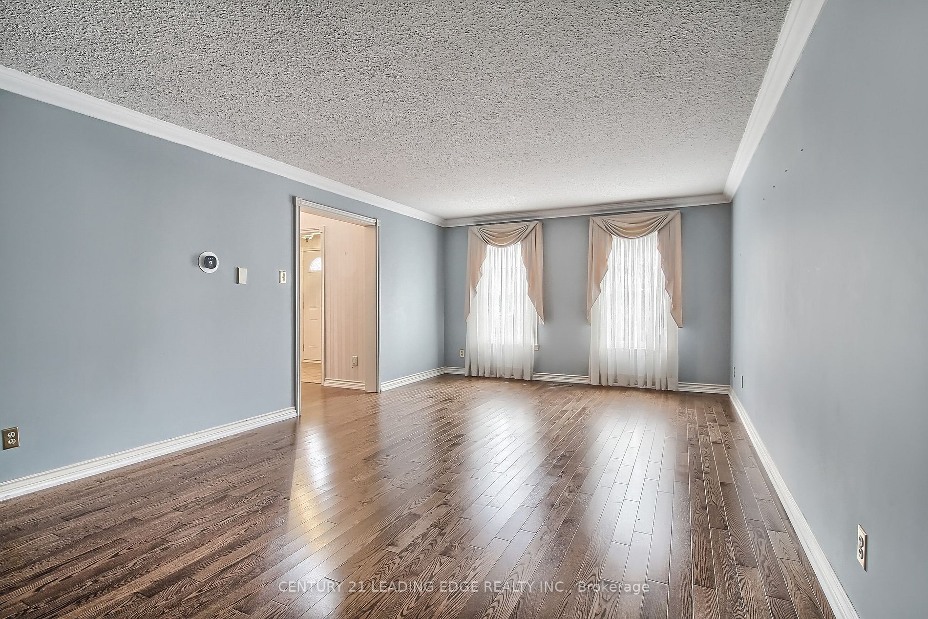 15 Delhi Cres