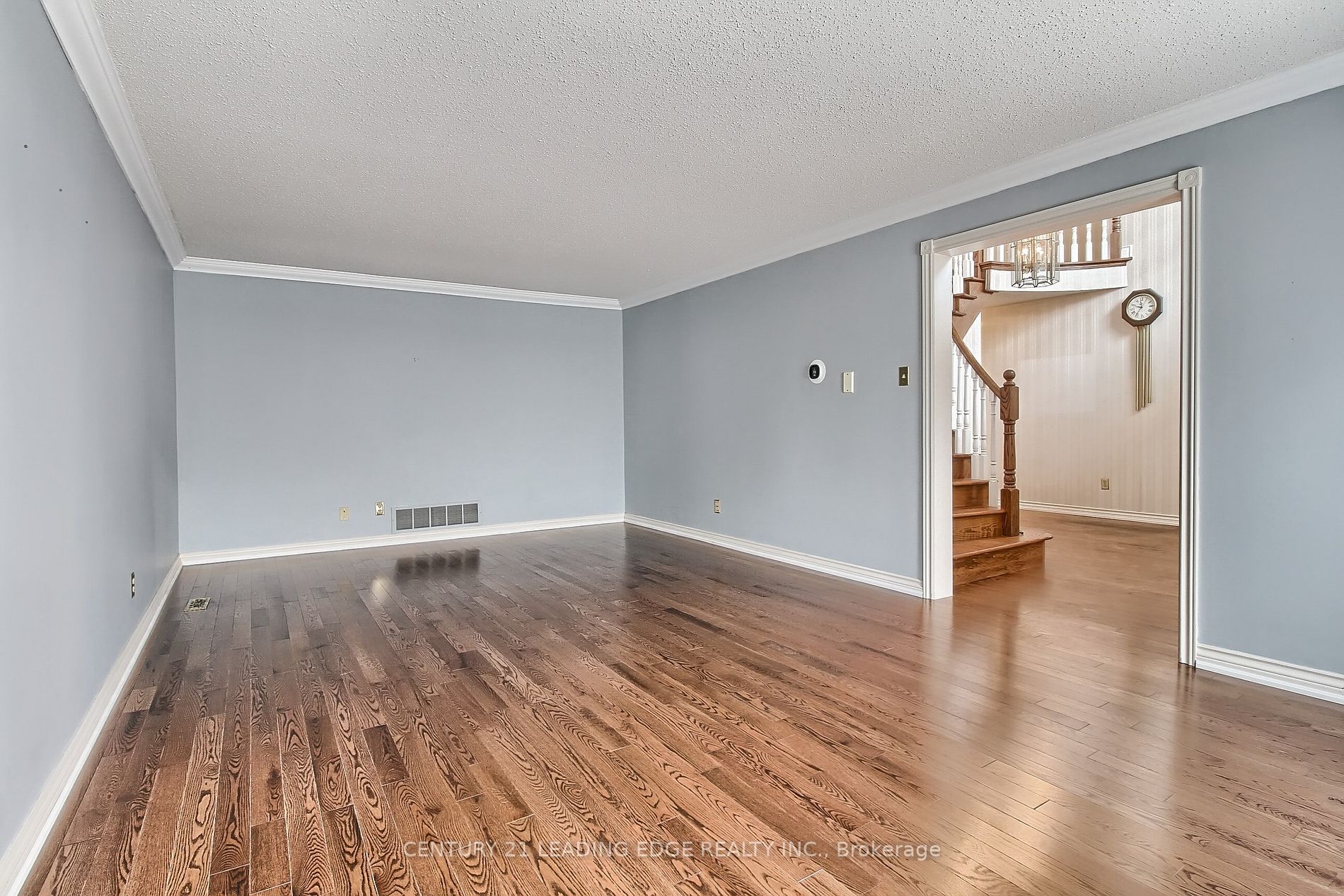 15 Delhi Cres
