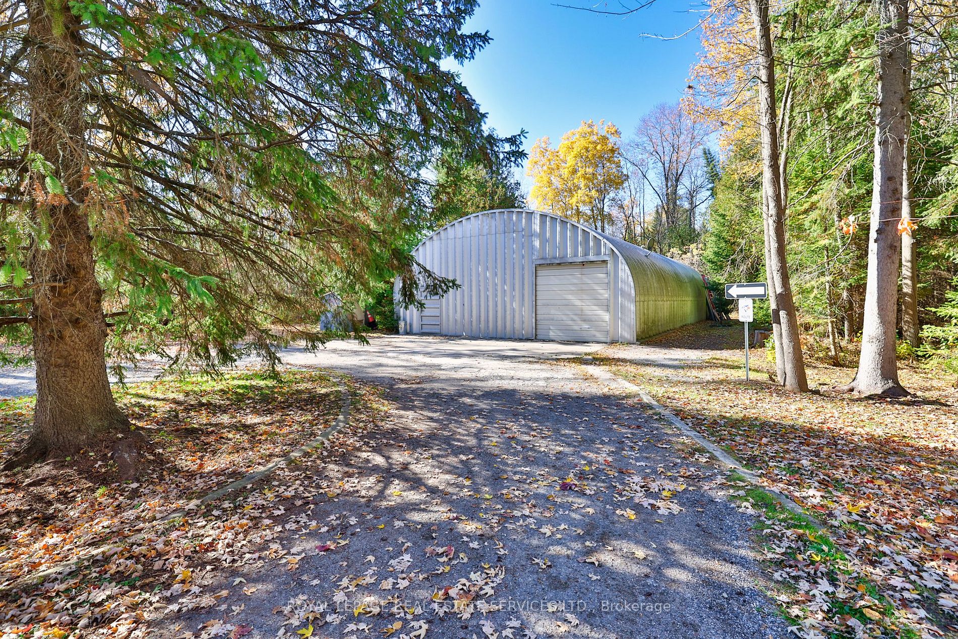 20430 Bathurst St