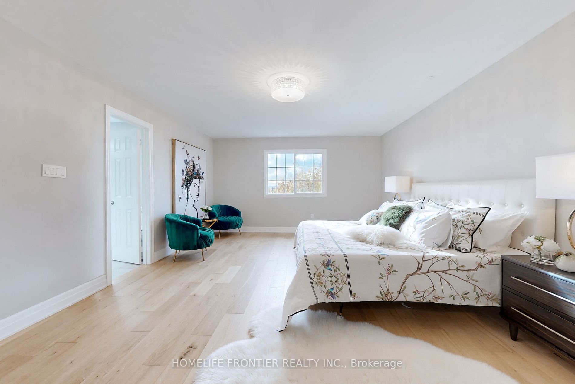 10 Delattaye Avenue