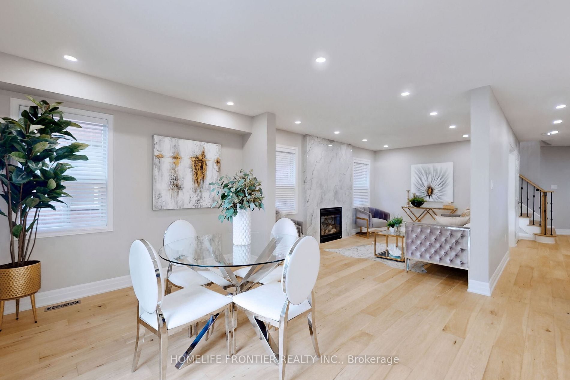10 Delattaye Avenue
