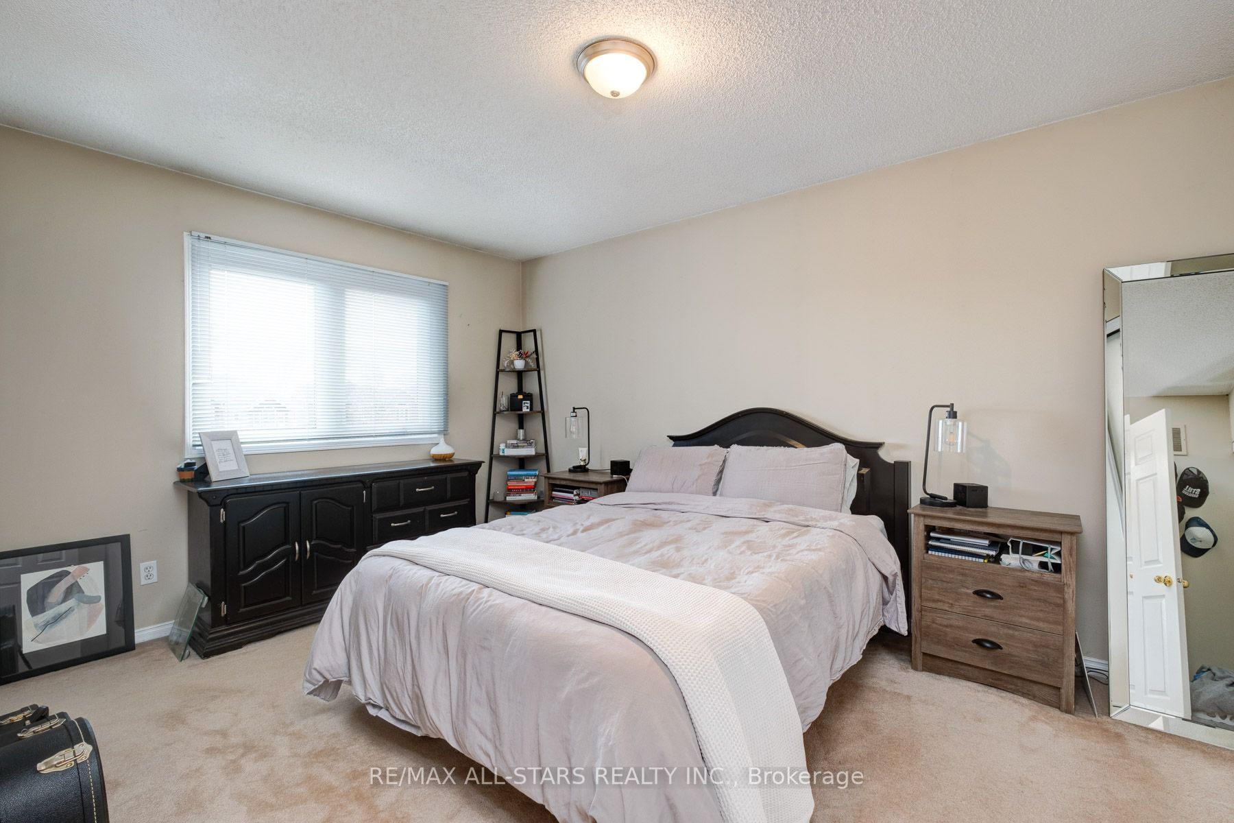 297 Hoover Park Dr