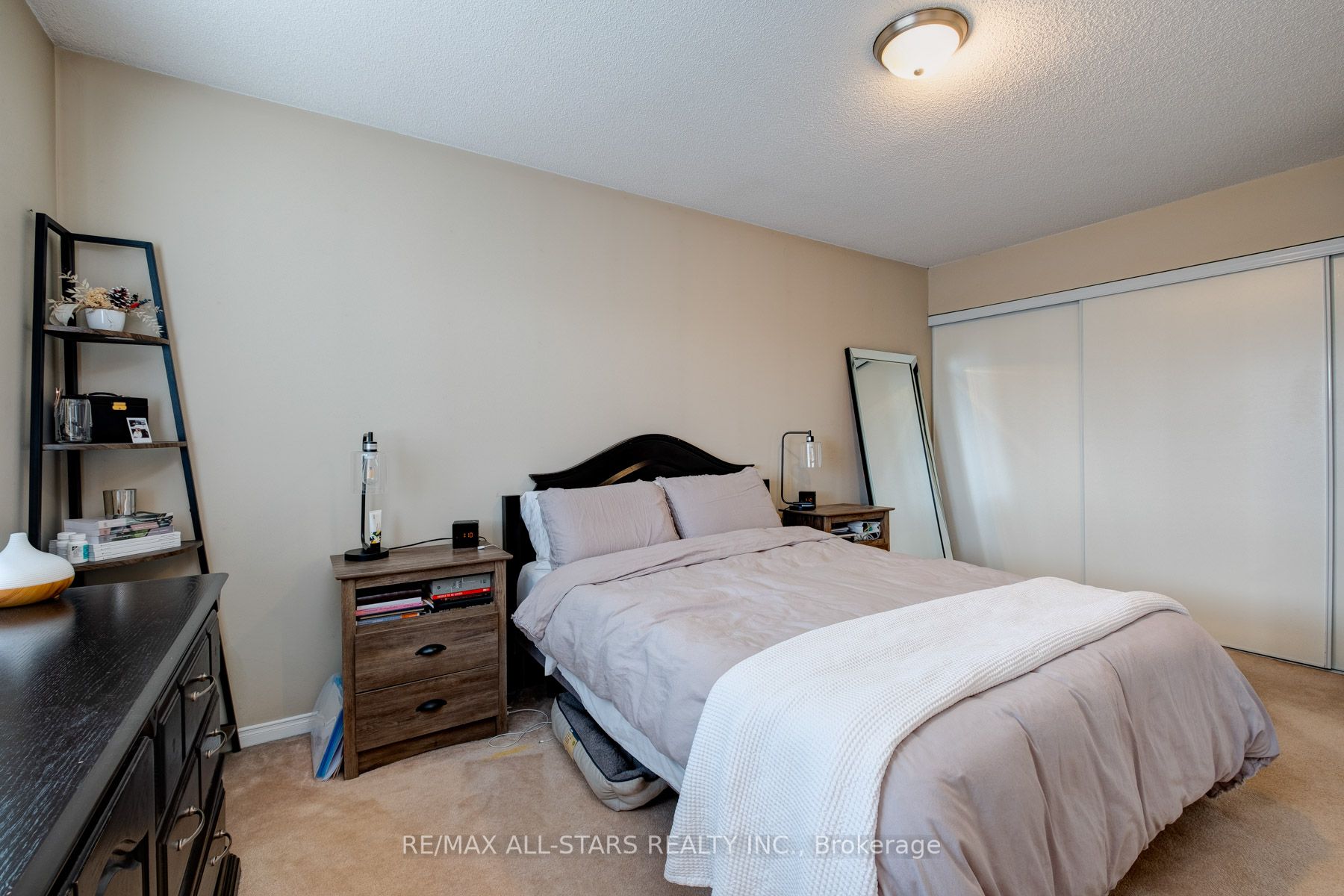 297 Hoover Park Dr