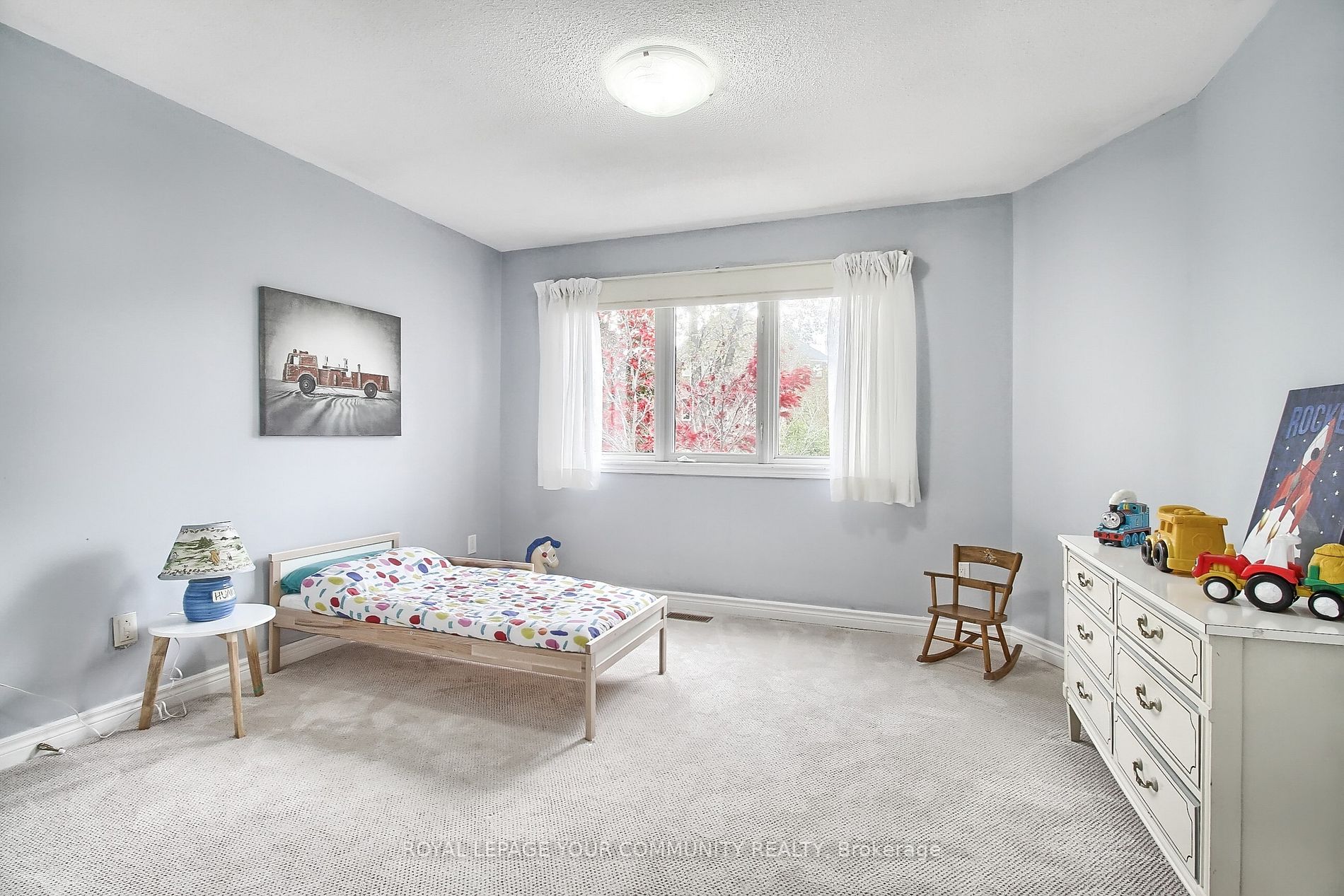 5 Knole Haven Dr