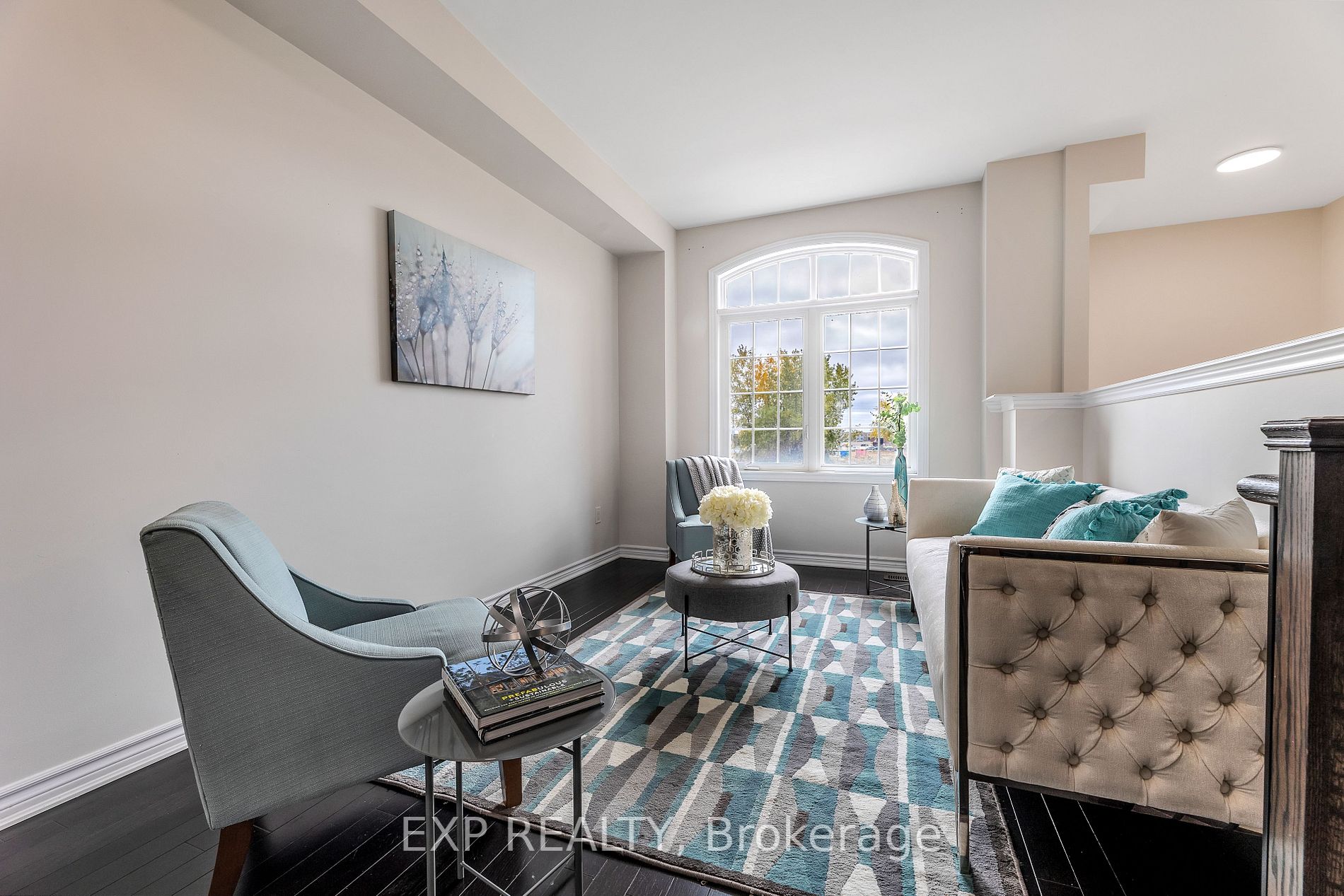 182 Farooq Blvd