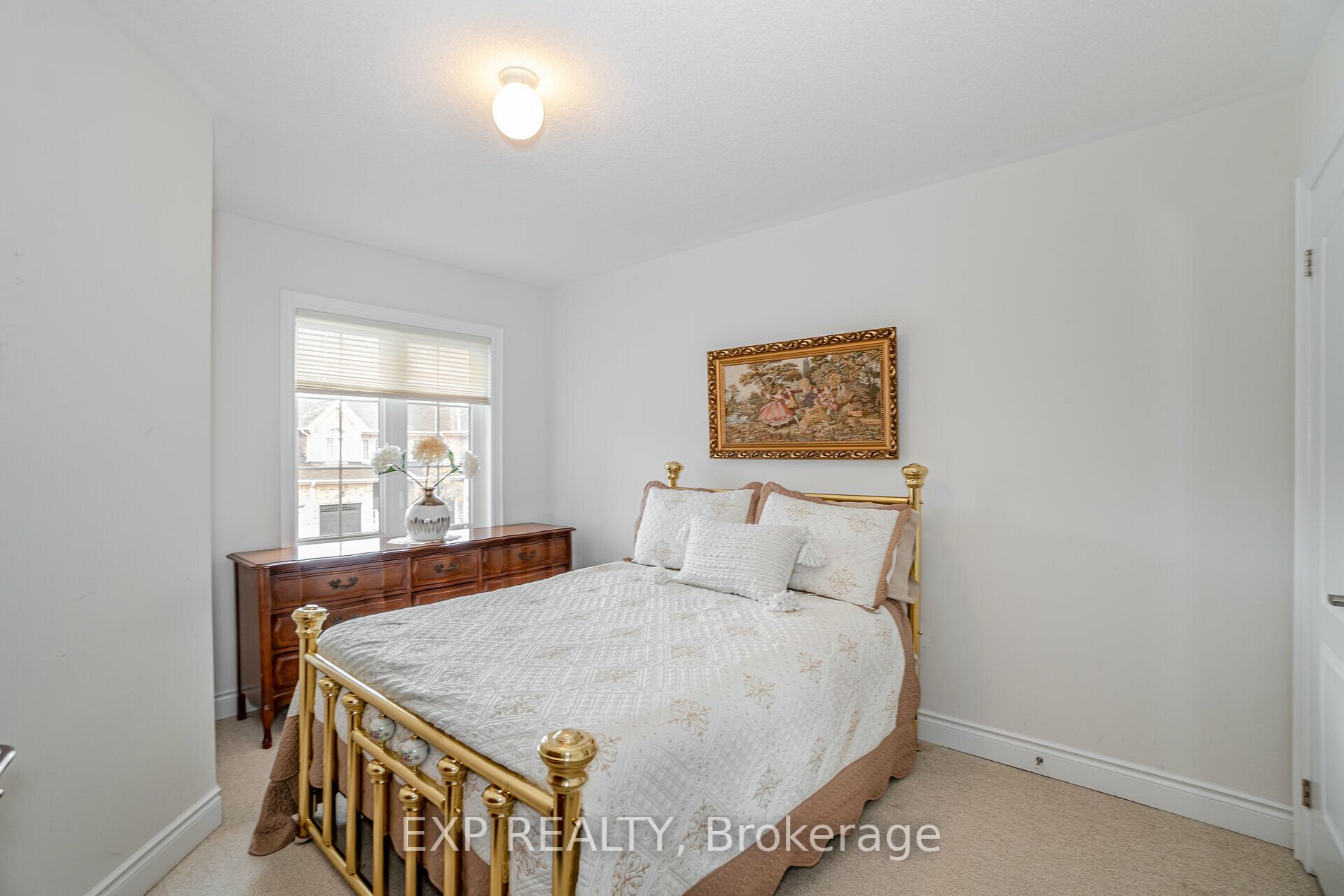 137 Lindbergh Dr