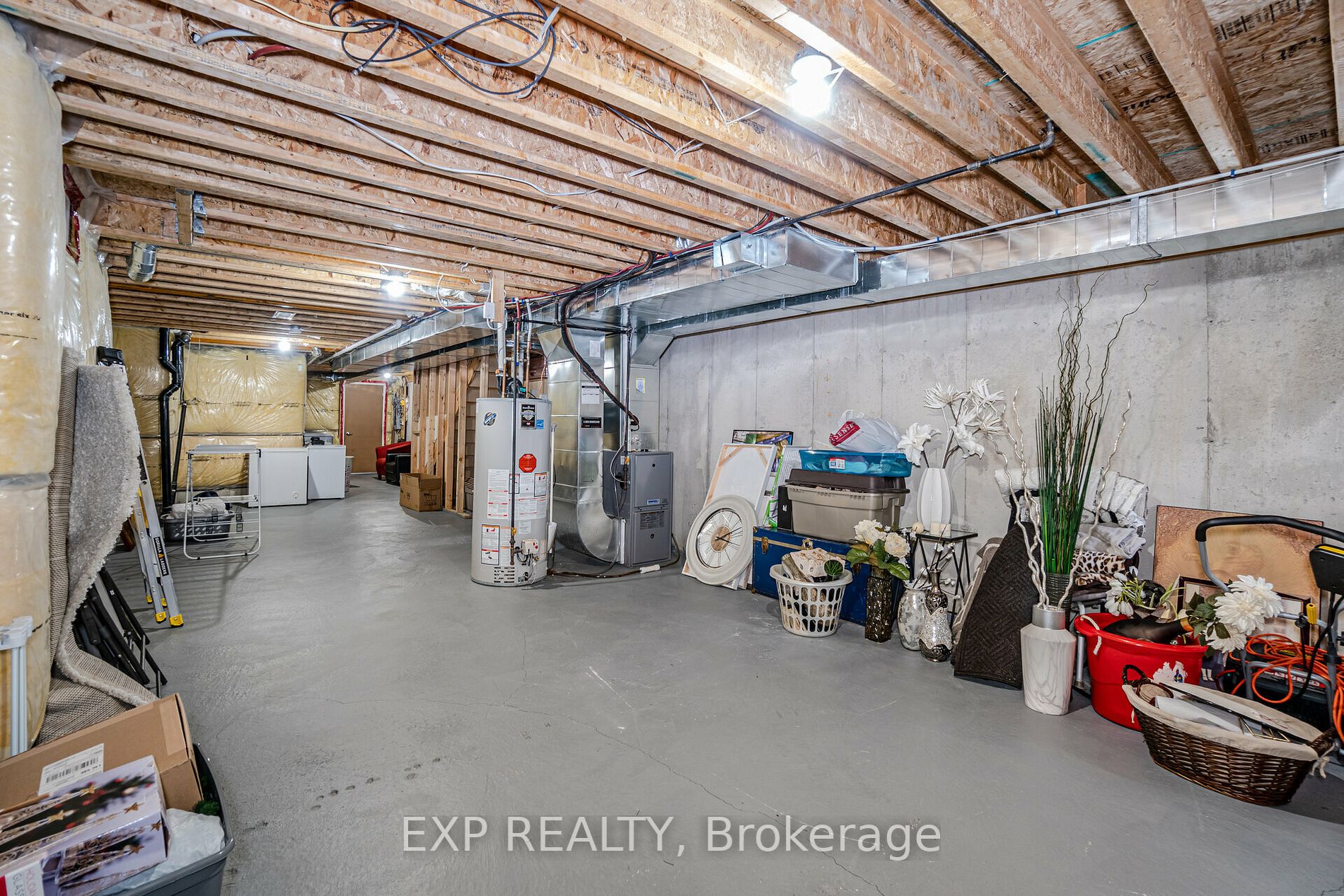 137 Lindbergh Dr