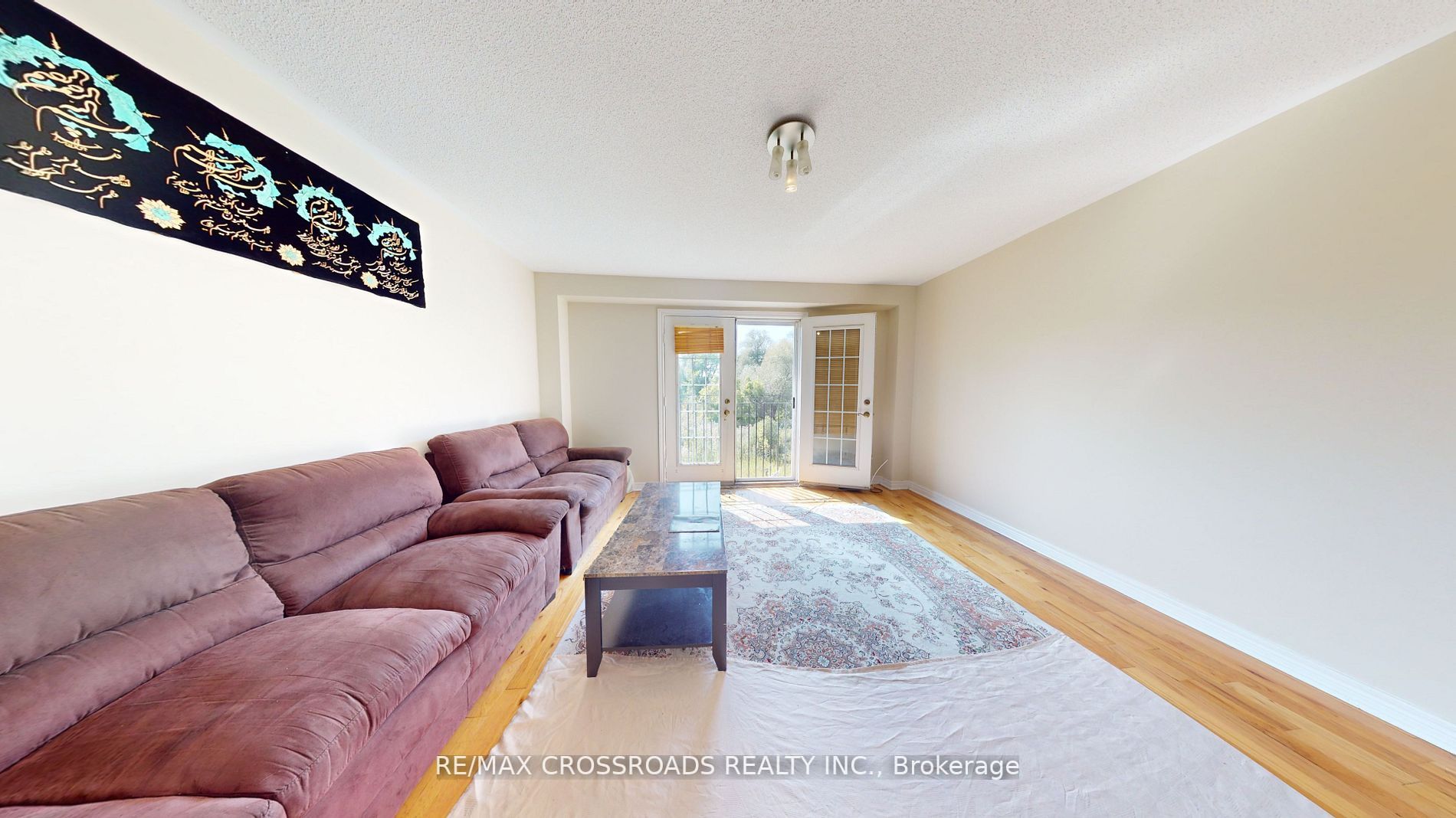 6 Leonard St E, #12