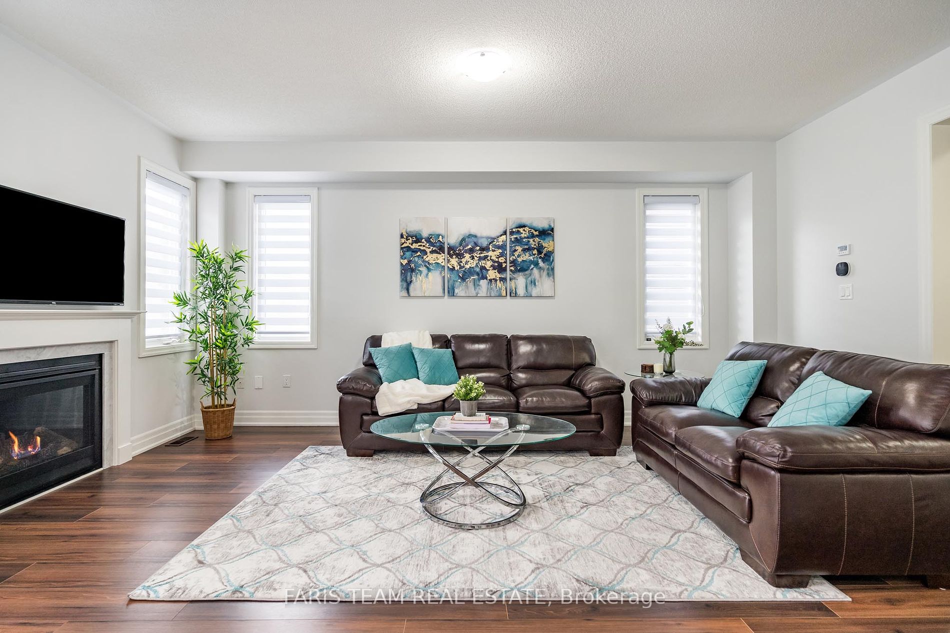 120 Wood Cres