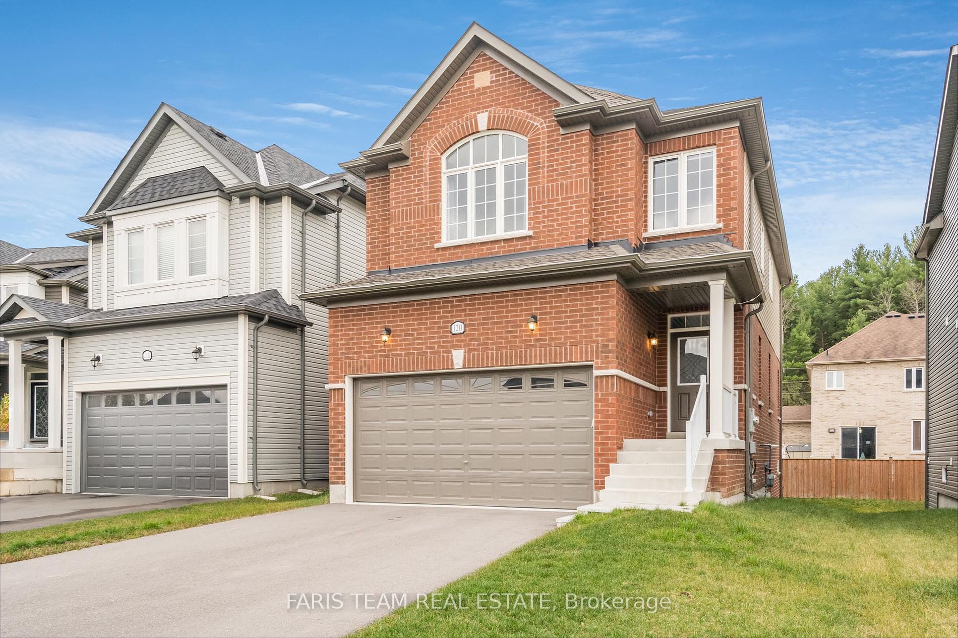 120 Wood Cres