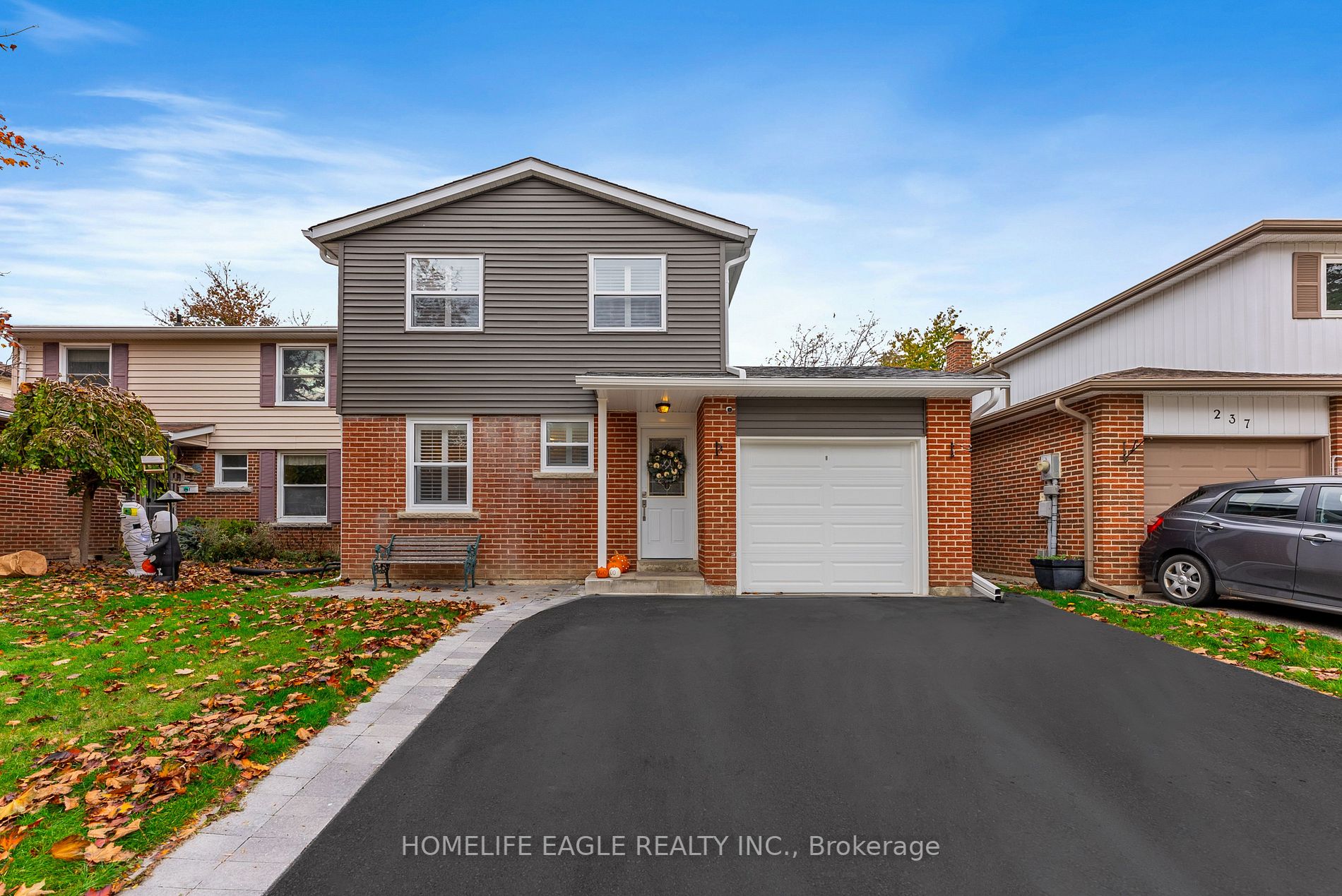 233 Hodgson Dr