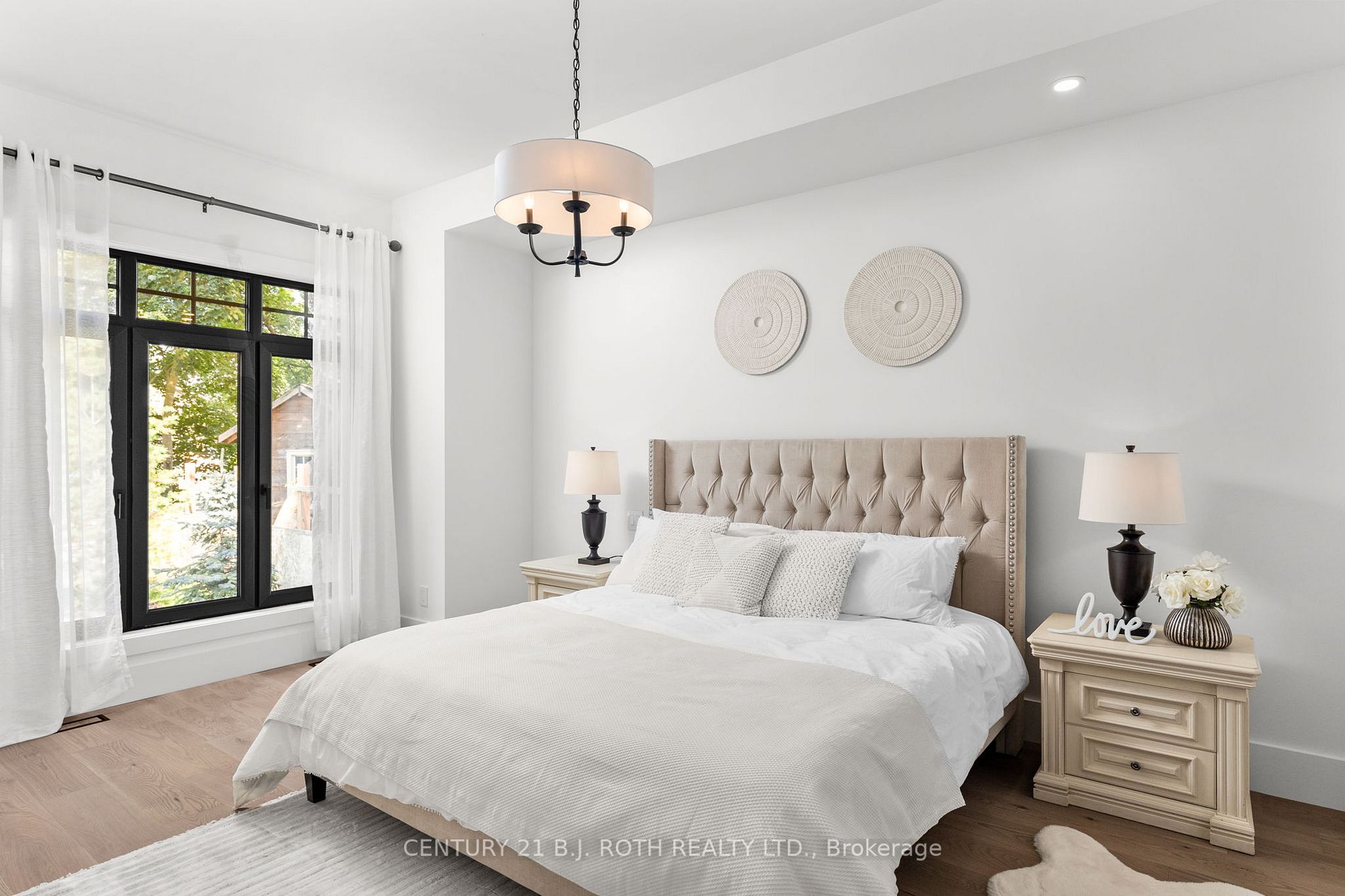 14 Selby St