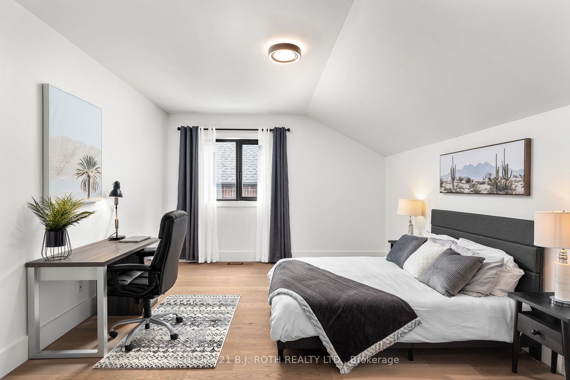 14 Selby St