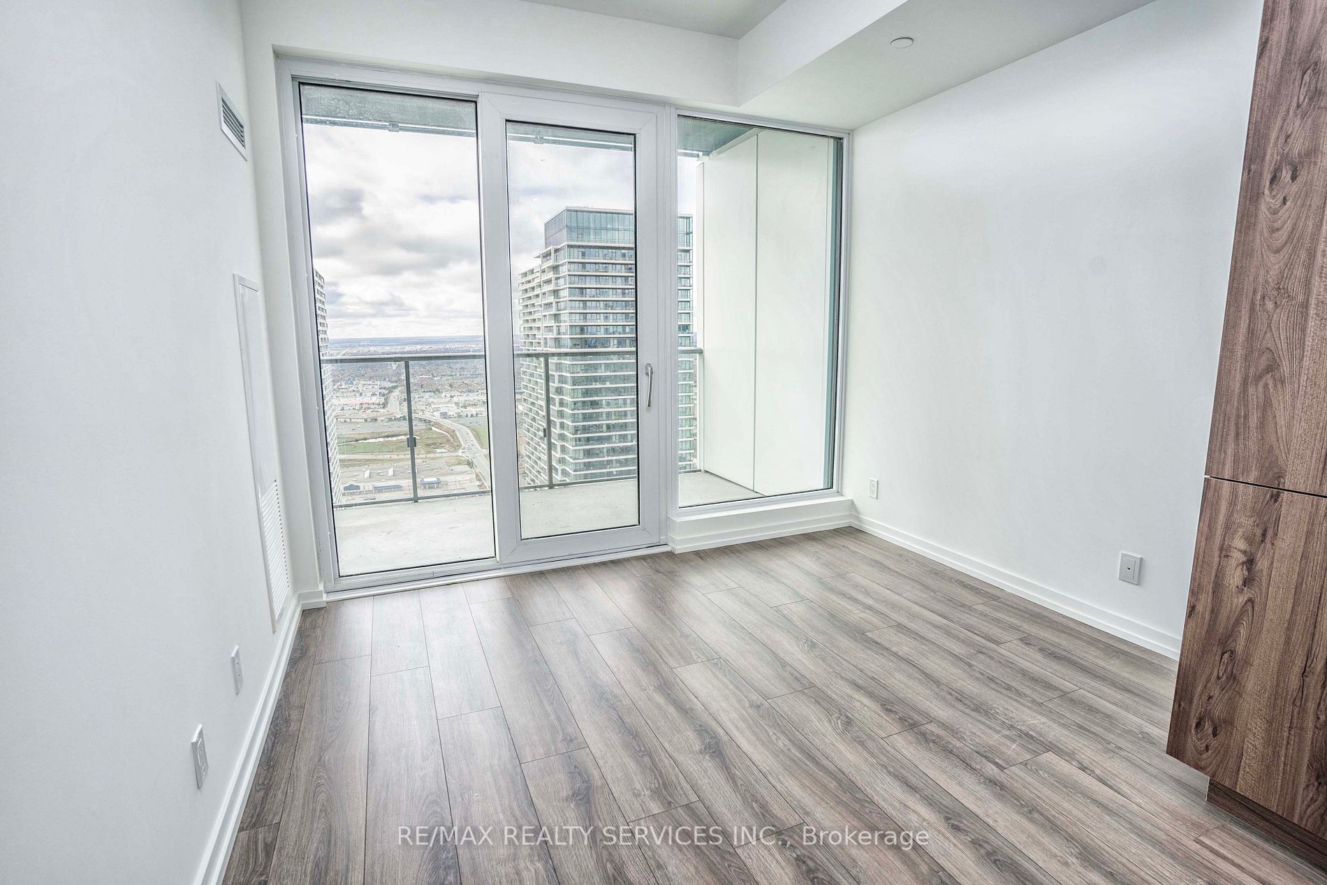 7890 Jane Street #5503