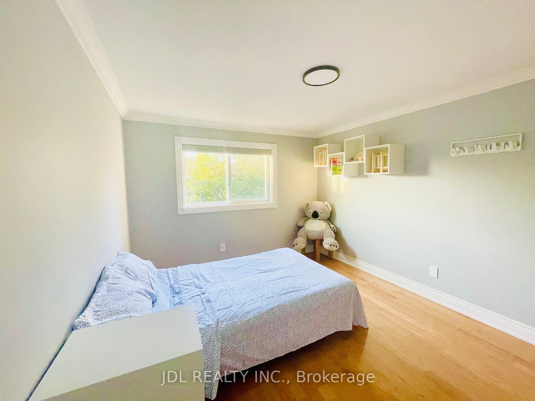 108 Nightstar Dr