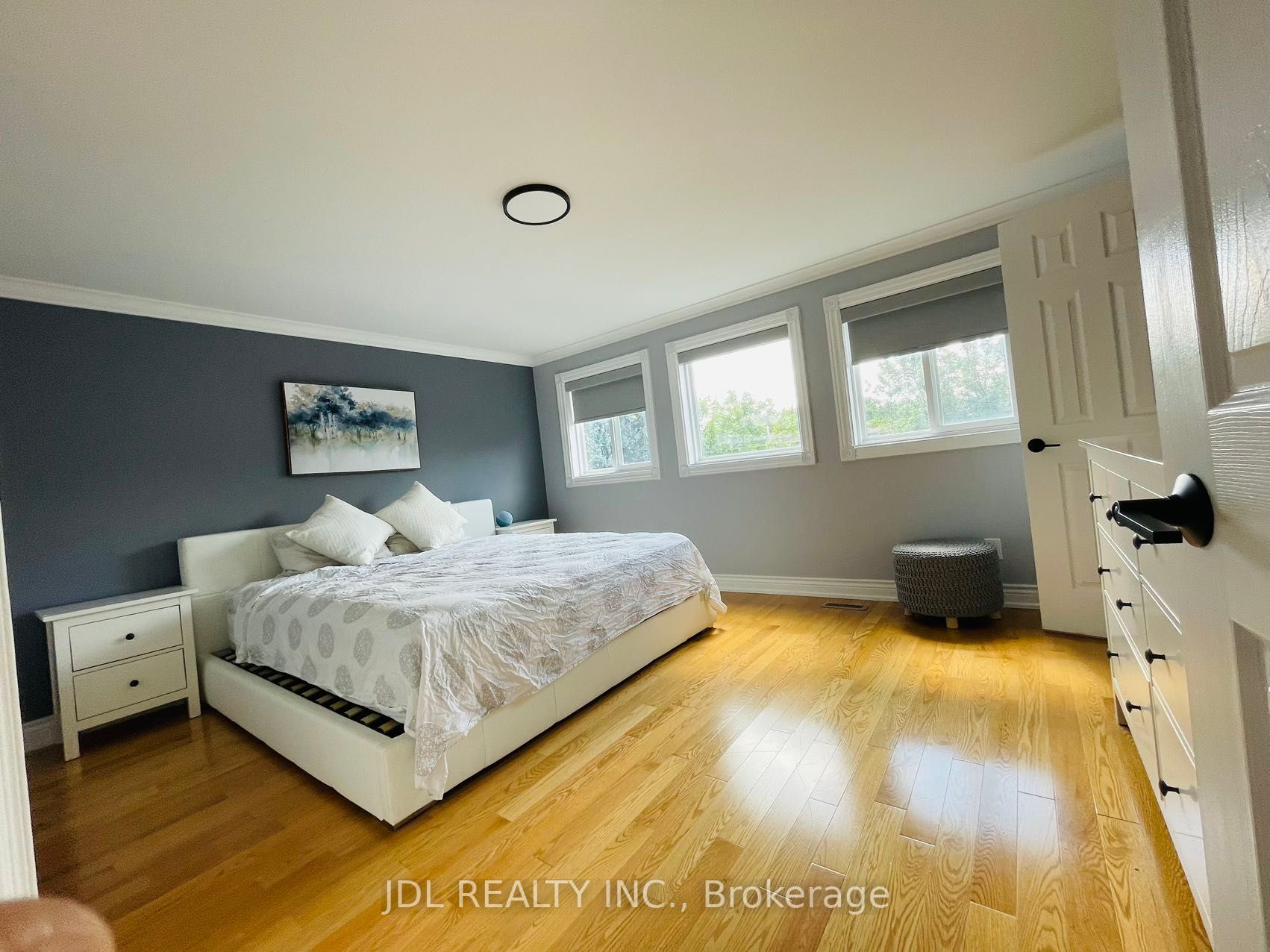 108 Nightstar Dr