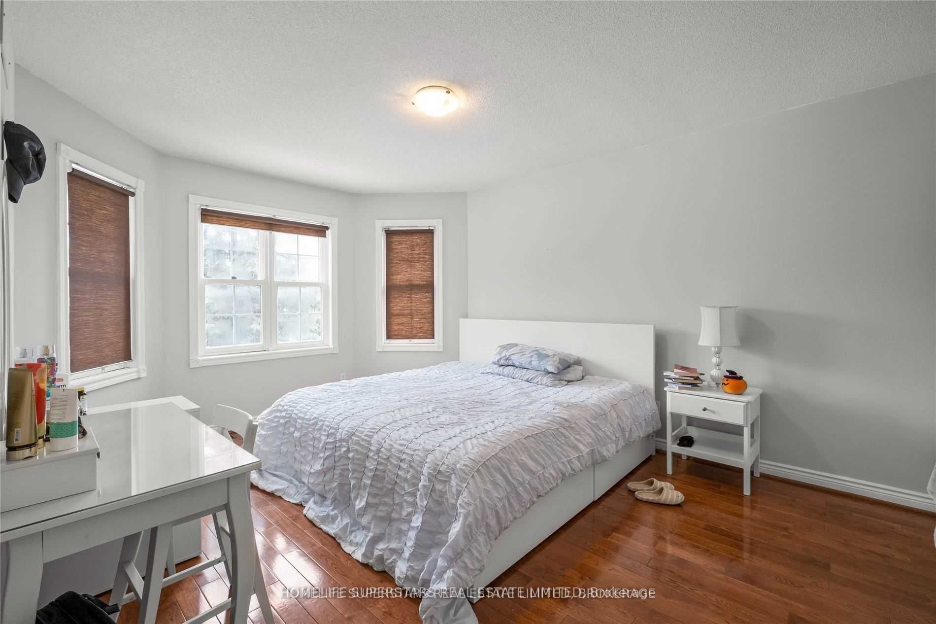 9 Vanvalley Dr