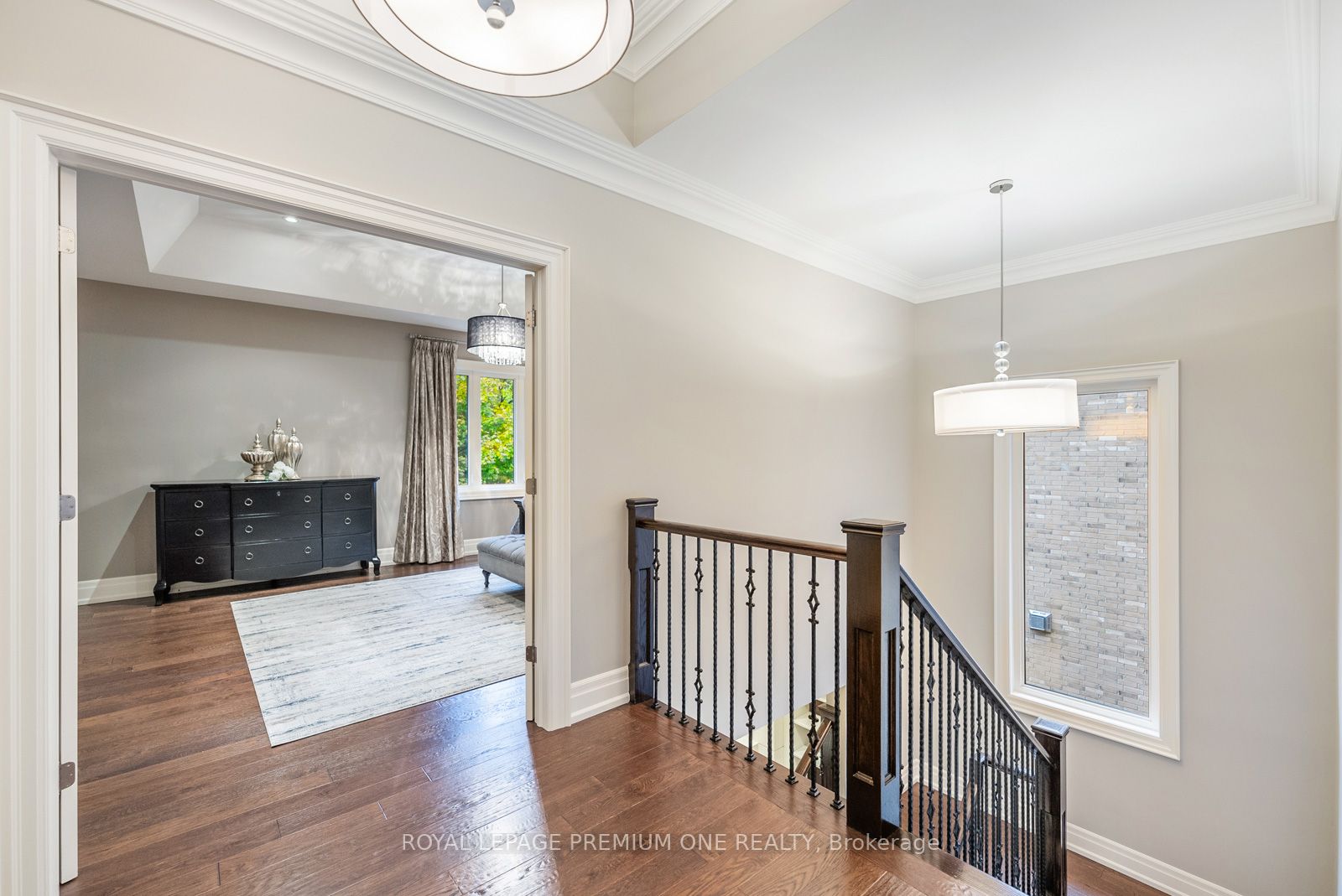 6 Weller Cres