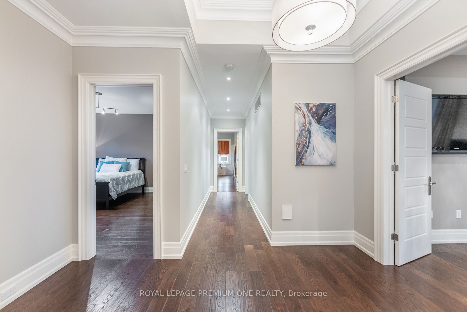 6 Weller Cres