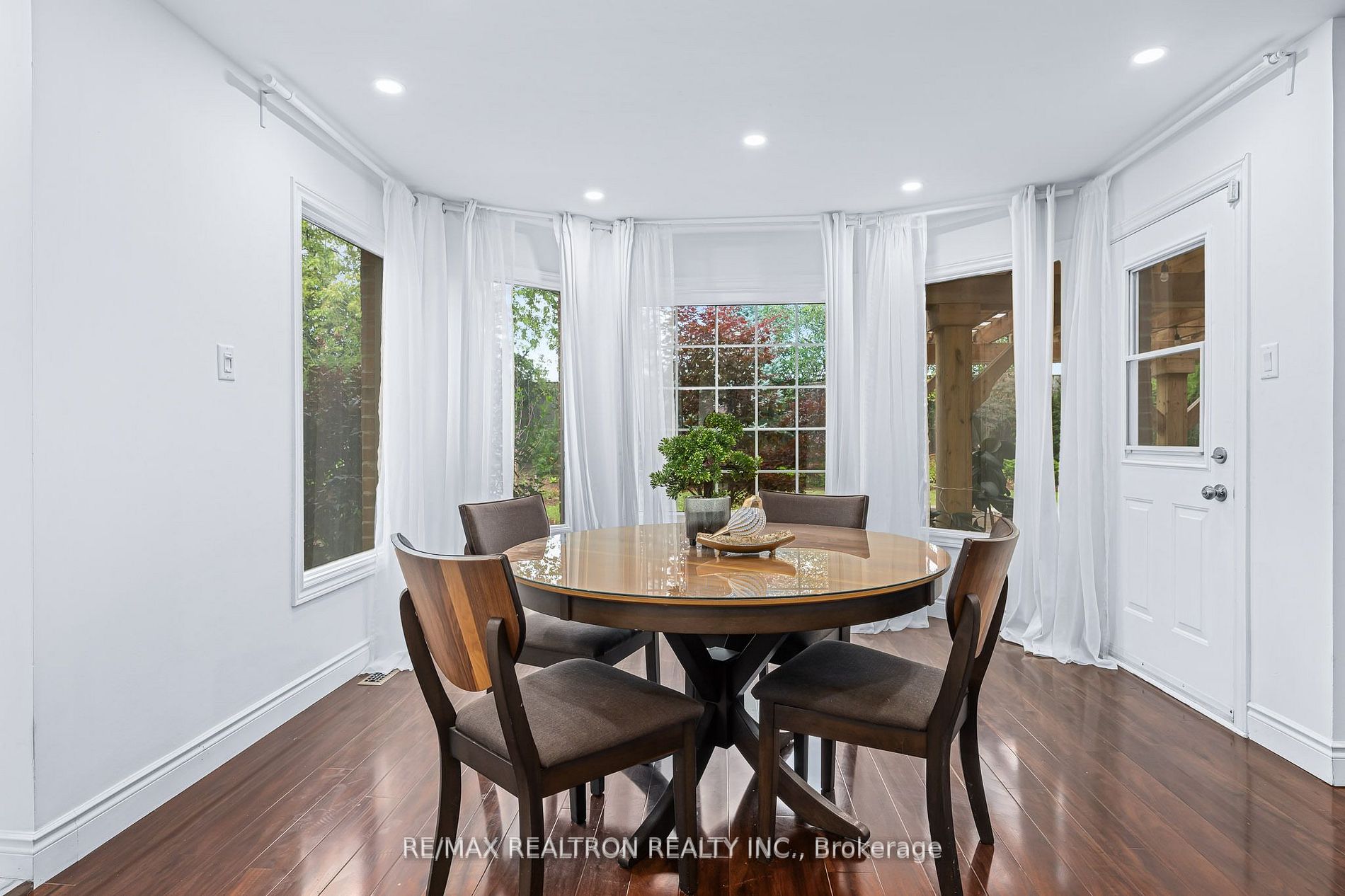 31 Westbourne Crt